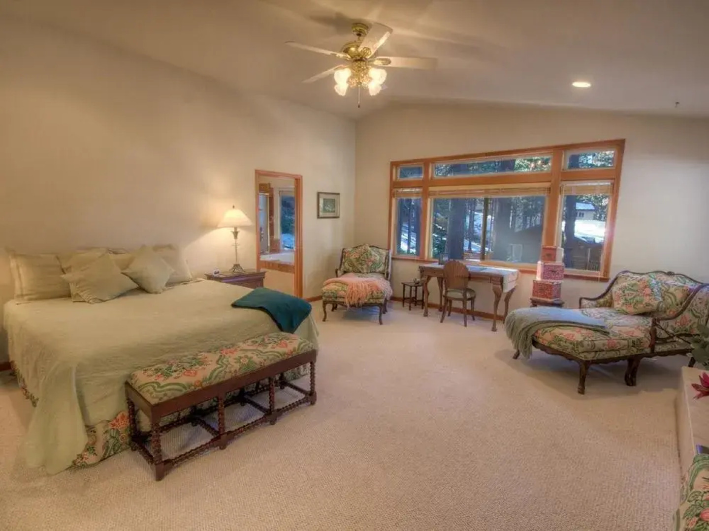 Silver Rock Spectacular Skyland Home 5 Br cabin by RedAwning