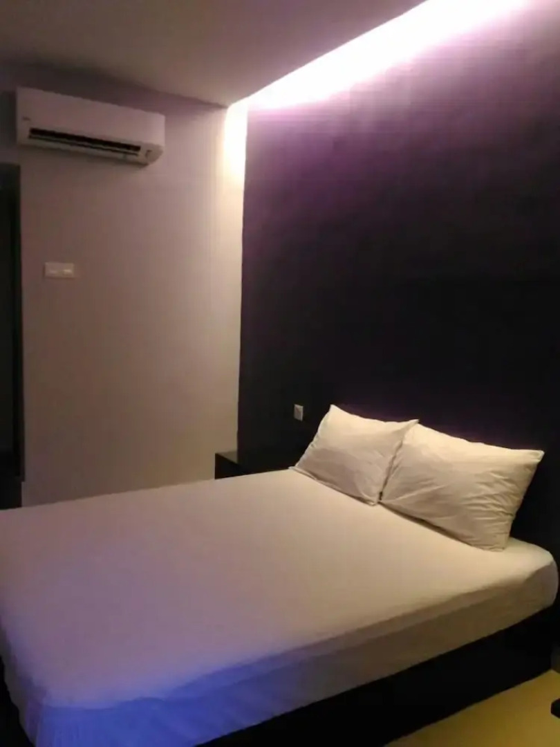 SPOT ON 90138 Hotel Elwarda Klcity