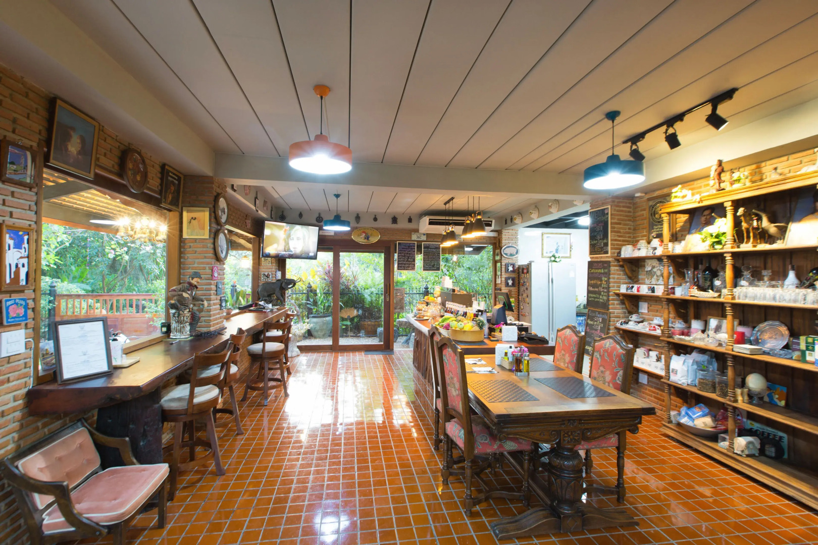 Cattani's Riverside Home