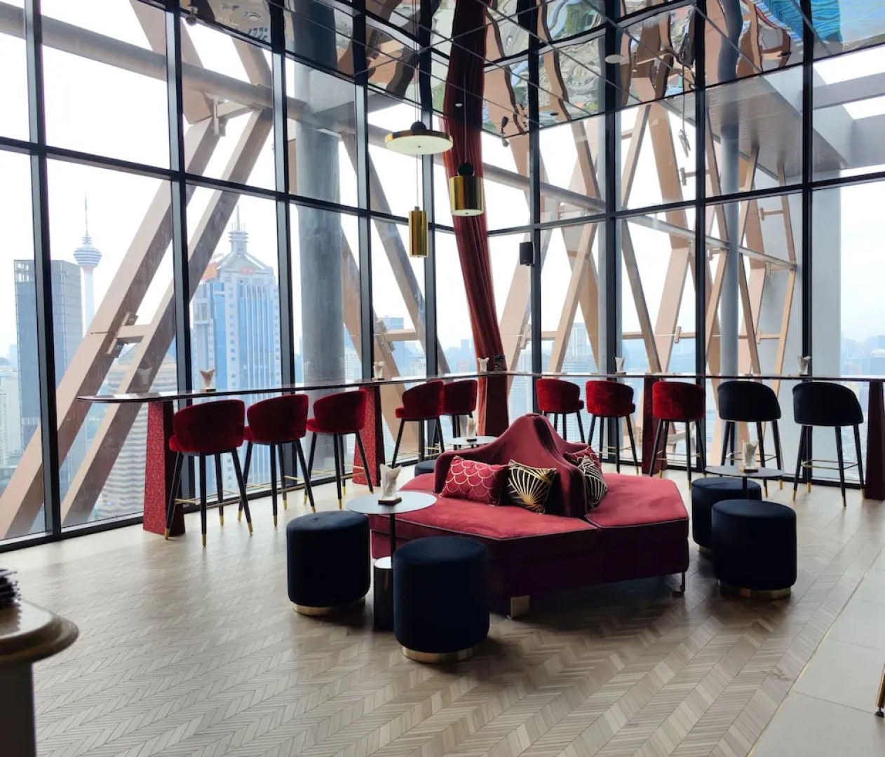 Scarletz Suites KLCC by Mykey