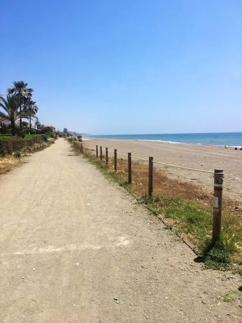 Apartment With one Bedroom in Torre de Benagalbón, With Wonderful sea View, Furnished Terrace and Wifi - Near the Beach