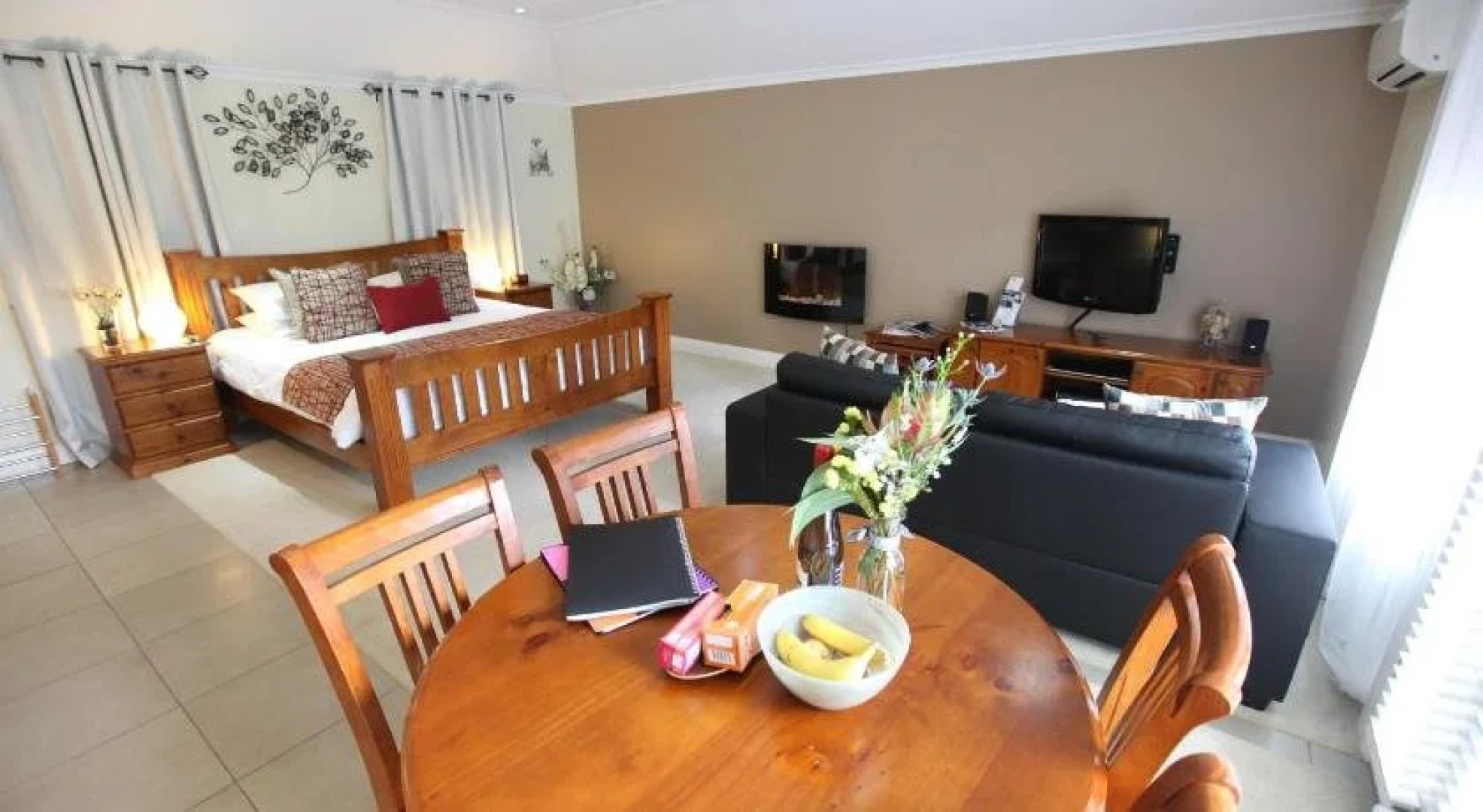 One Tree Bed and Breakfast