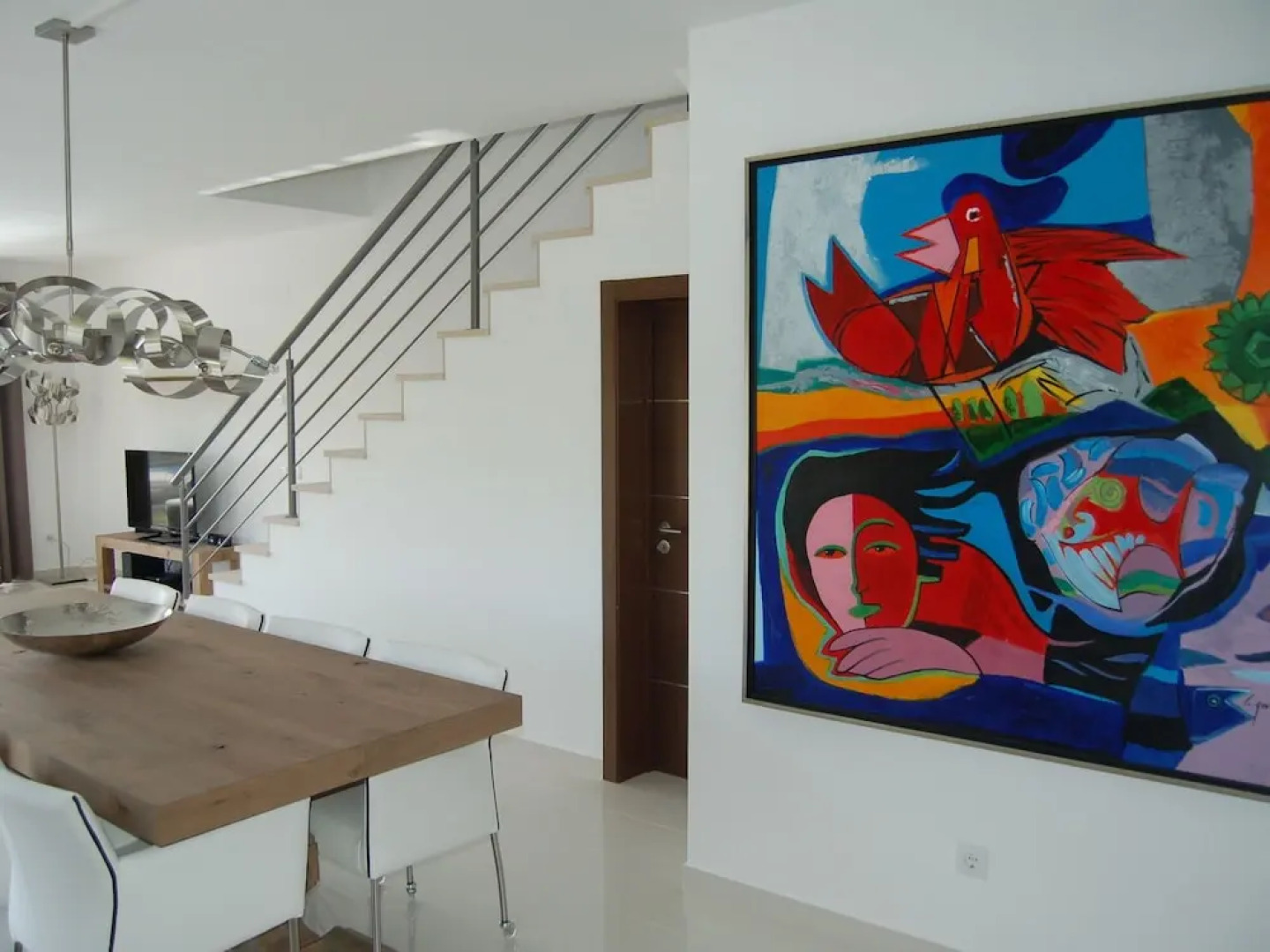 Super Luxury Villa With a Private Pool and Game Room, About 400 m From the Ocean