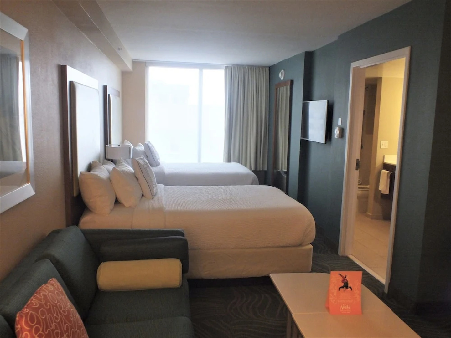 Lexington Vacations Kiss by Stark Hosp