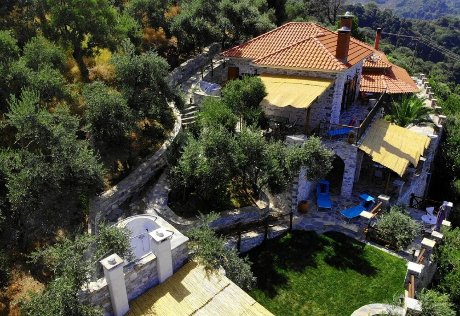 Barbarella Deluxe Maisonette