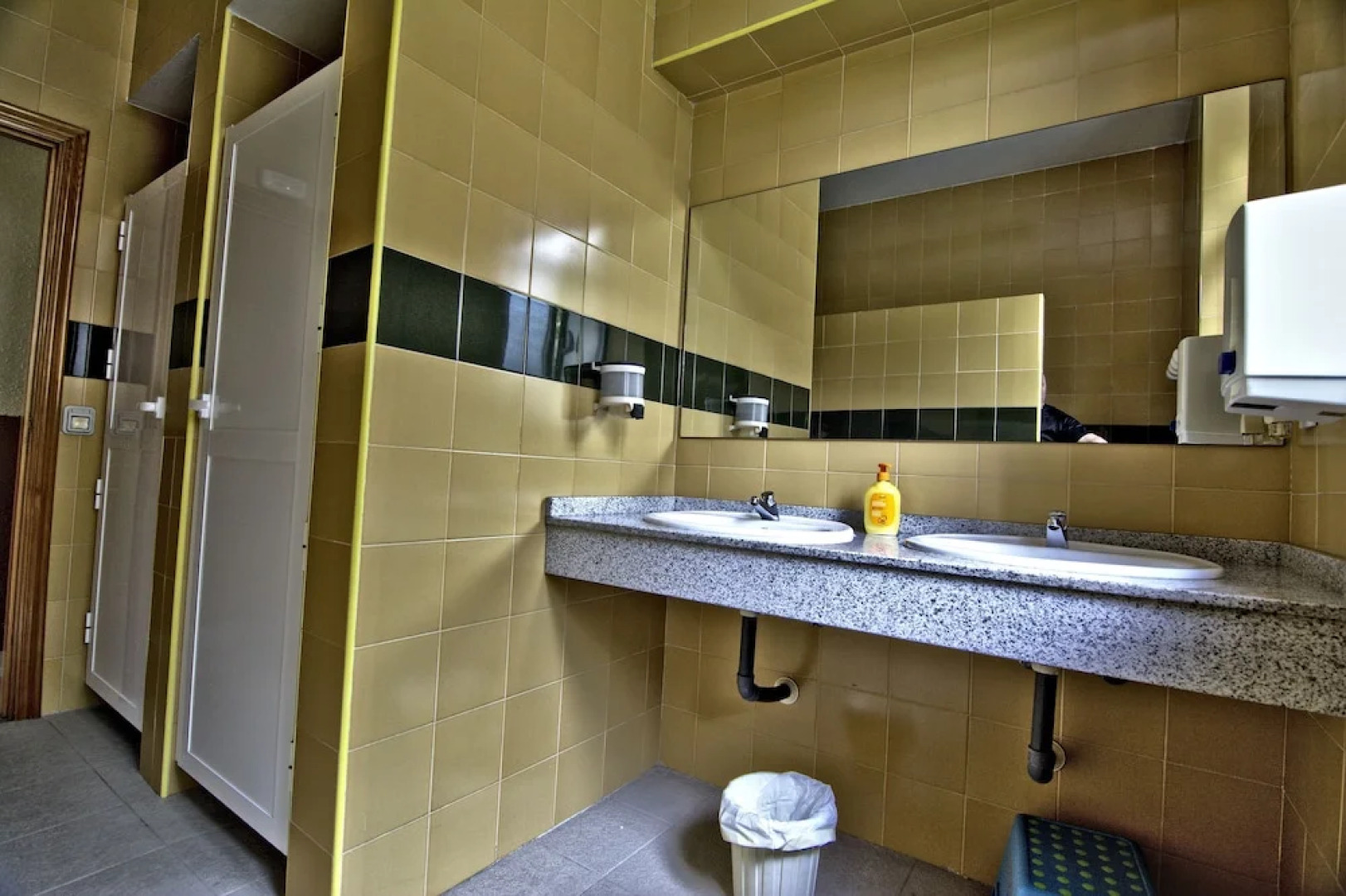 Albergue Juvenil de Bustiello