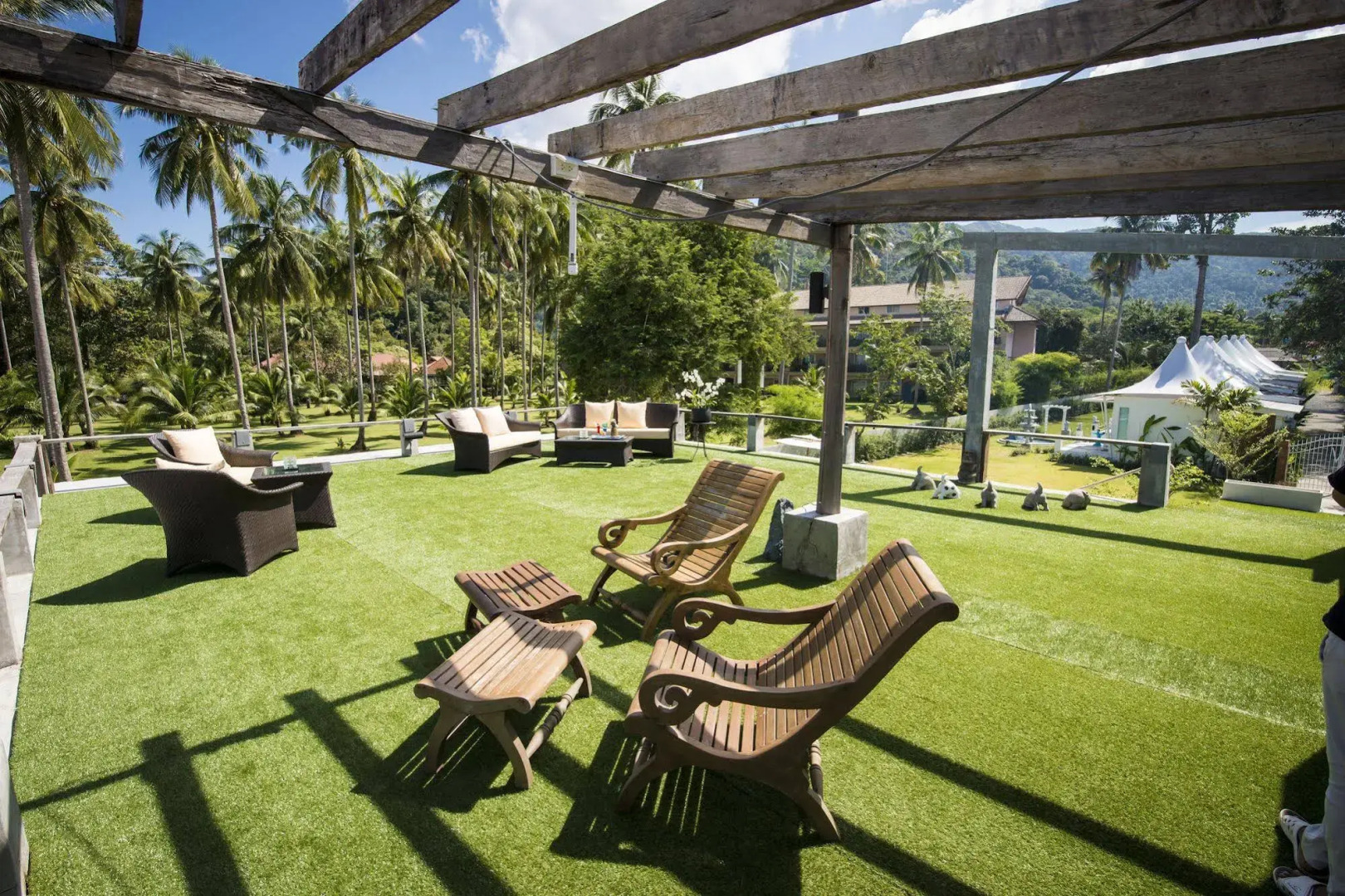 The White Knot Koh Chang