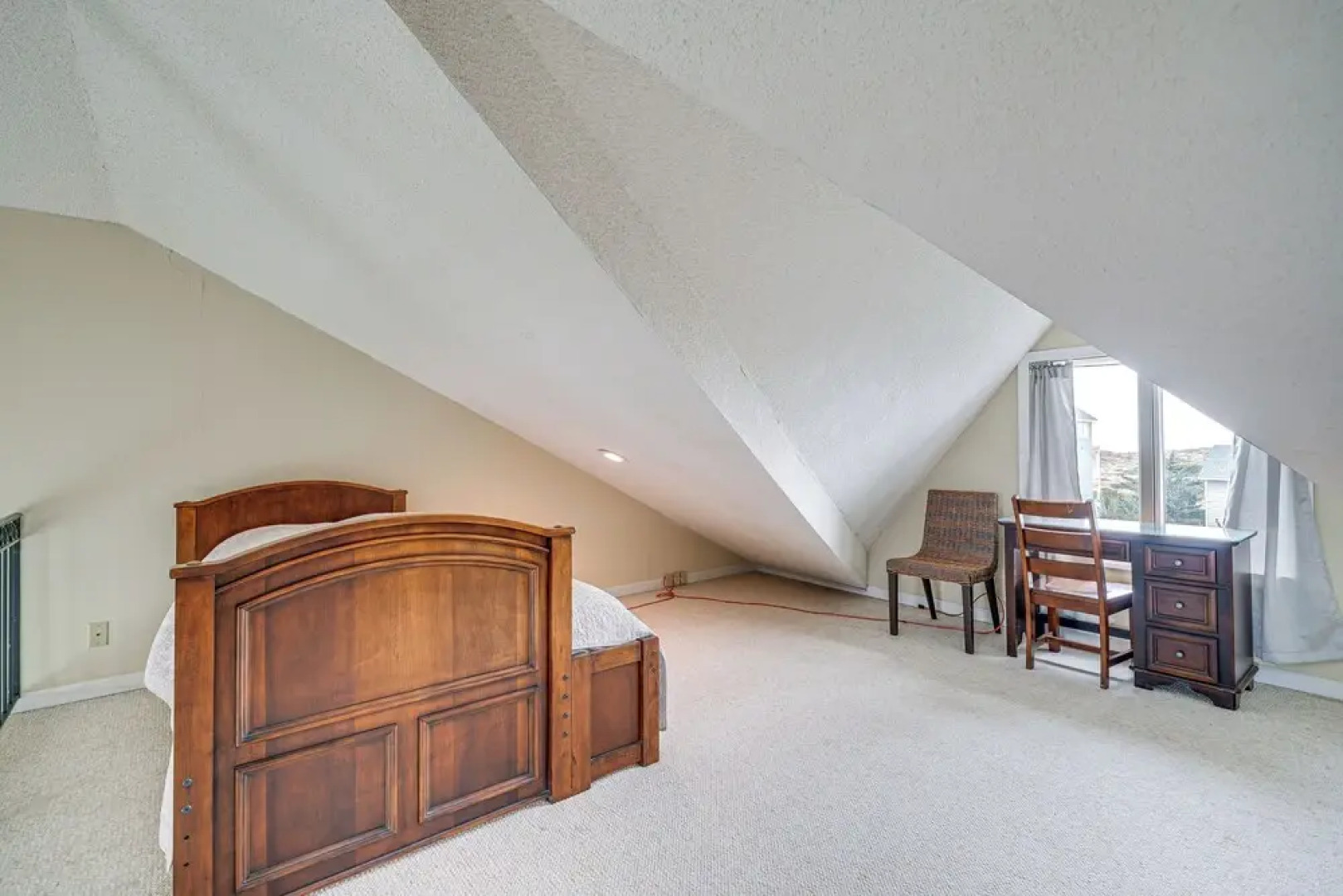 Rooftop Deck & Hot Tub: Outer Banks Family Getaway