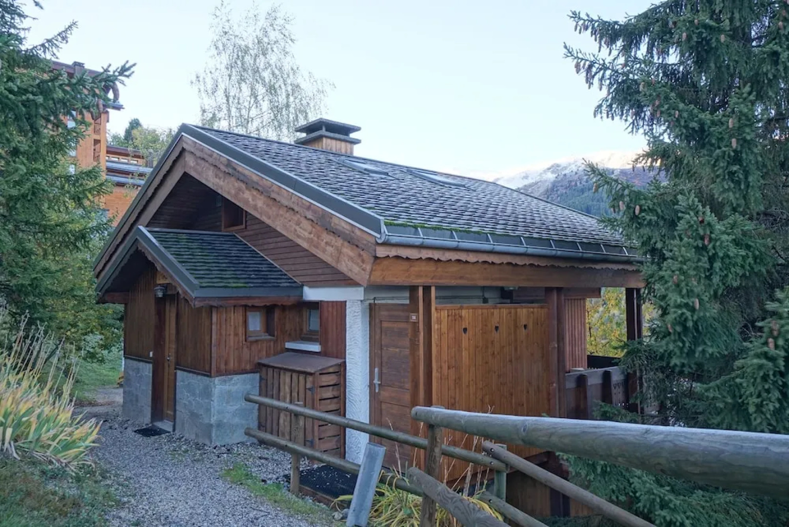 Individual Chalet, Near the Center & 200m from the Slopes