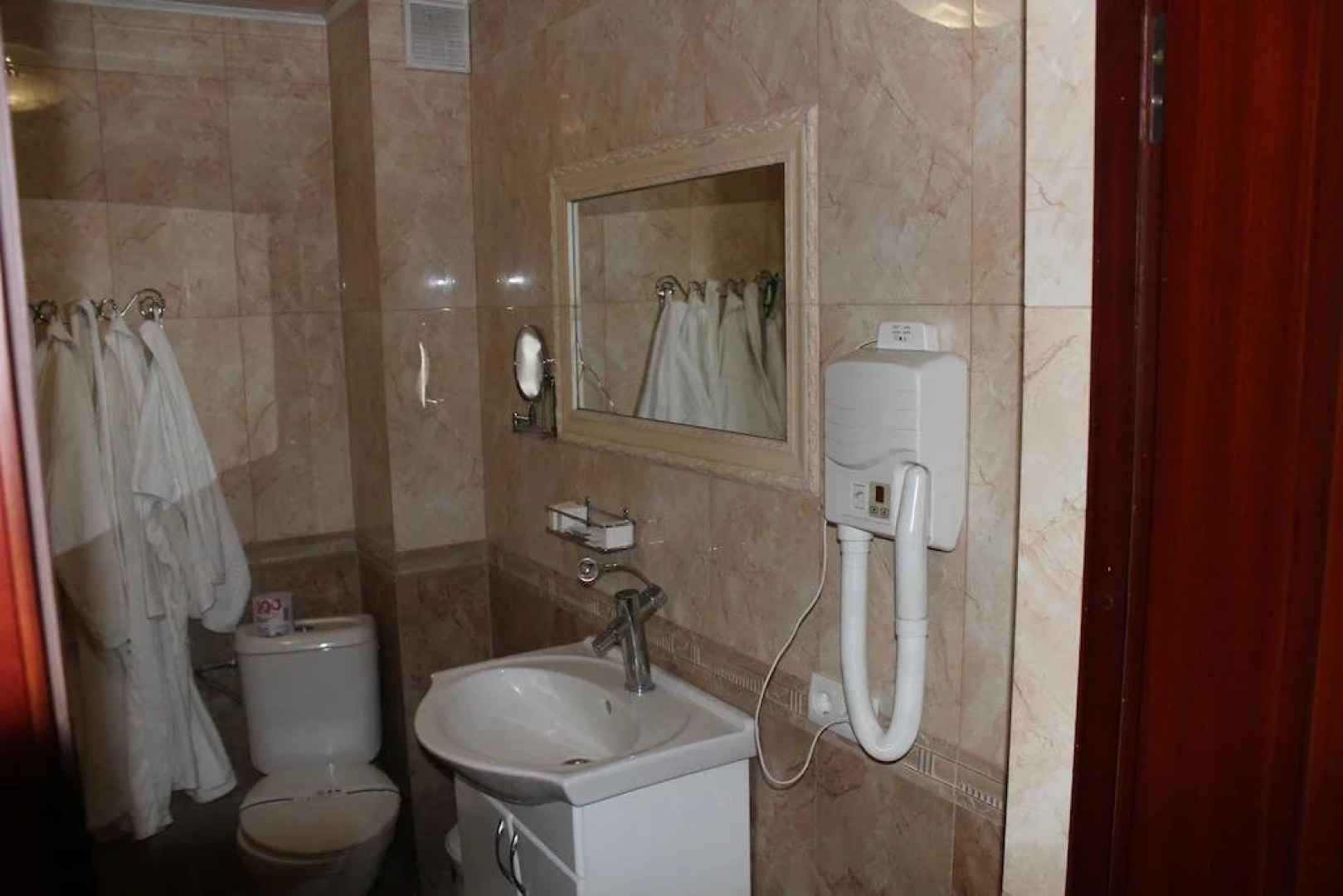 Отель Иршава