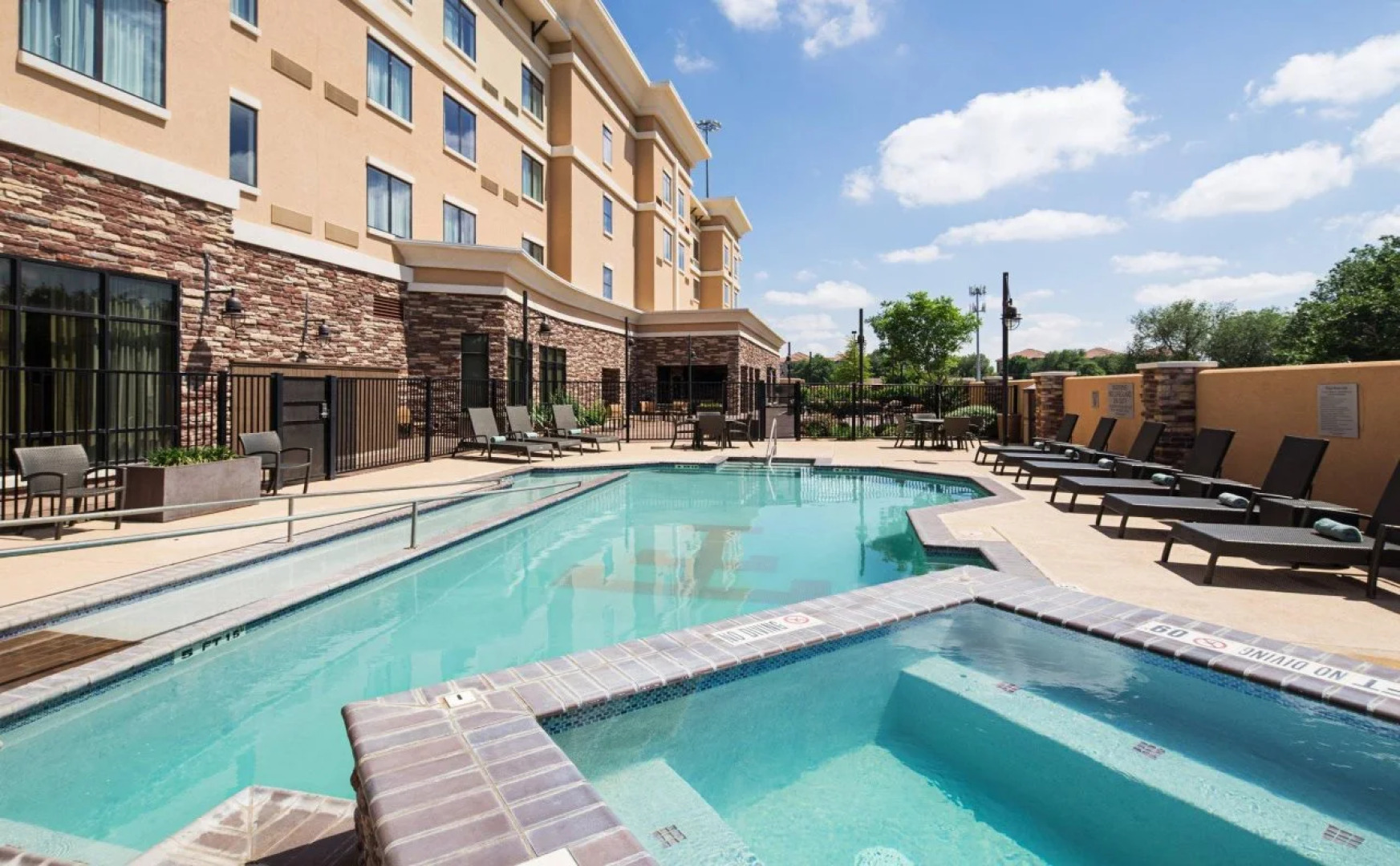Courtyard by Marriott Lubbock Downtown/University Area