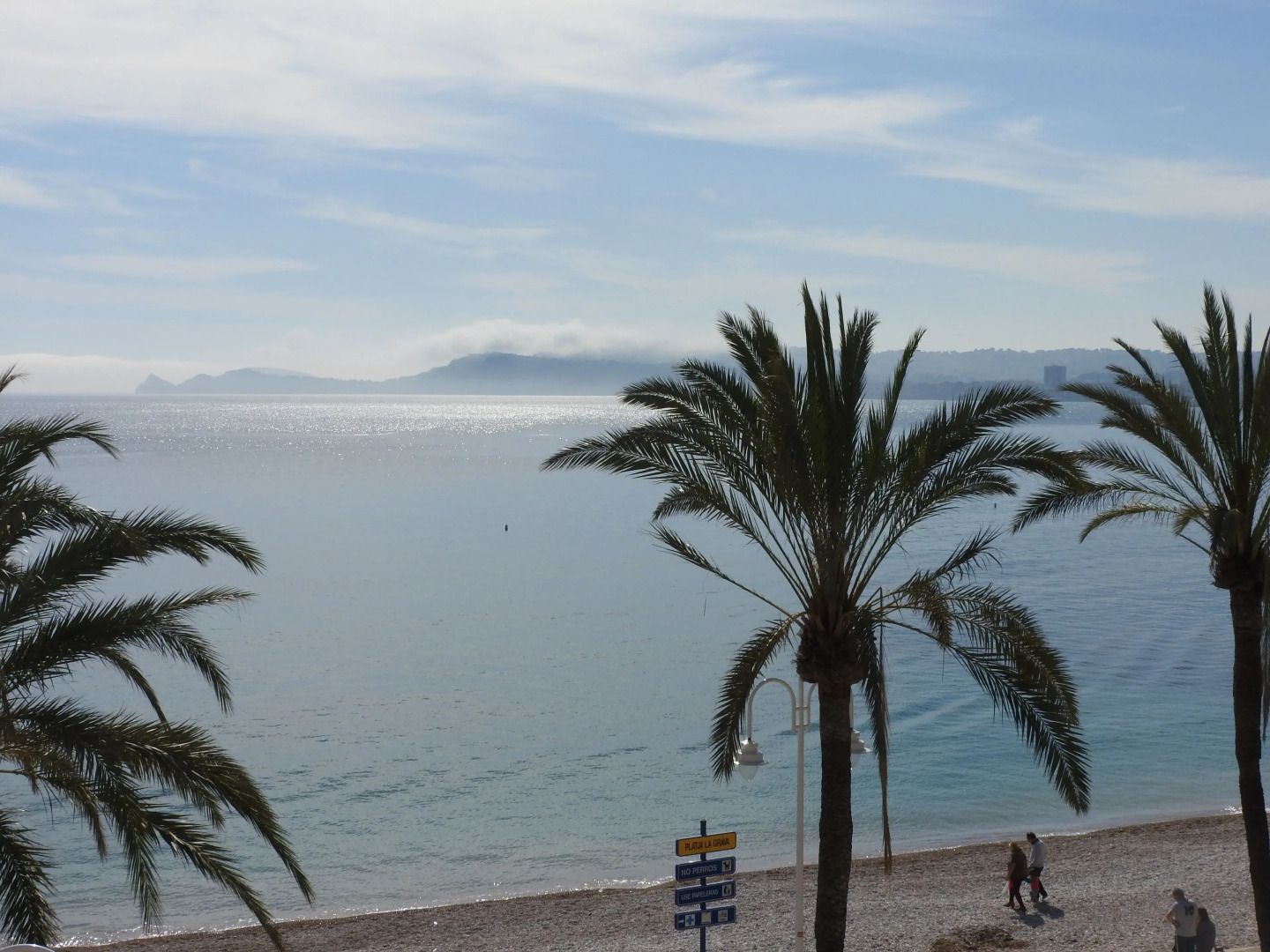 The Beach House - Studios & Suites