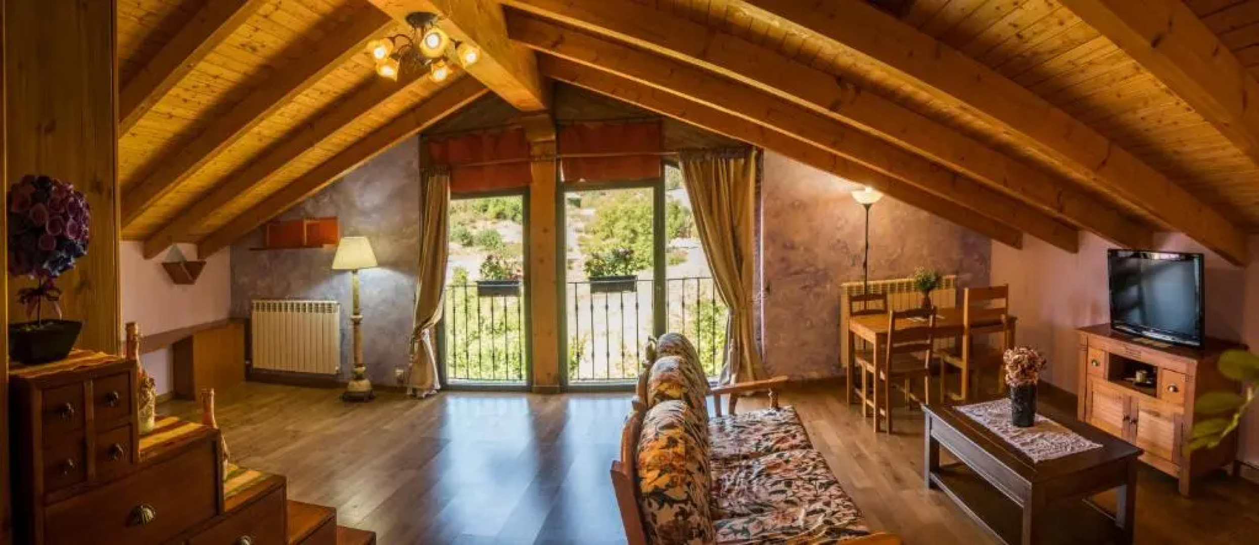 Casa Rural La Campana 4 Habitaciones 2 Supletorias Ático Opcional 4 pax