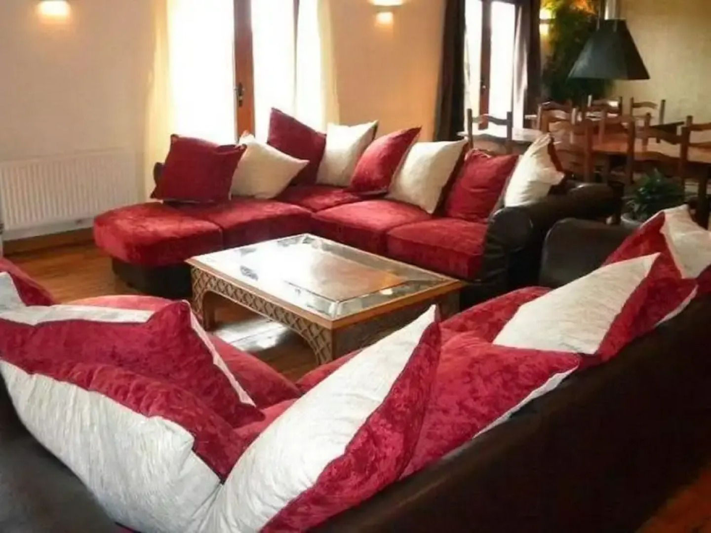 Quaint Farmhouse in Maffe With a Turkish Bath