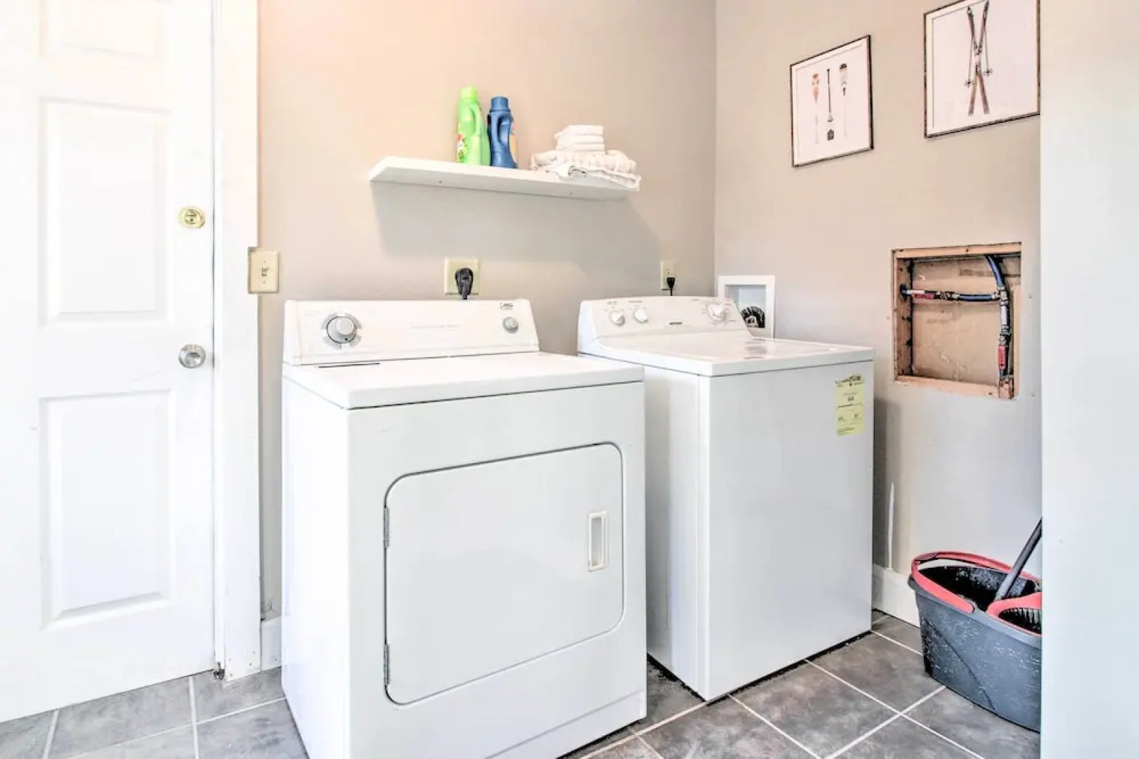 Comfy Ludlow Apartment ~ 3 Mi to Okemo Resort