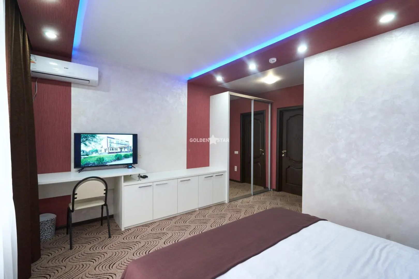 Отель Golden Star