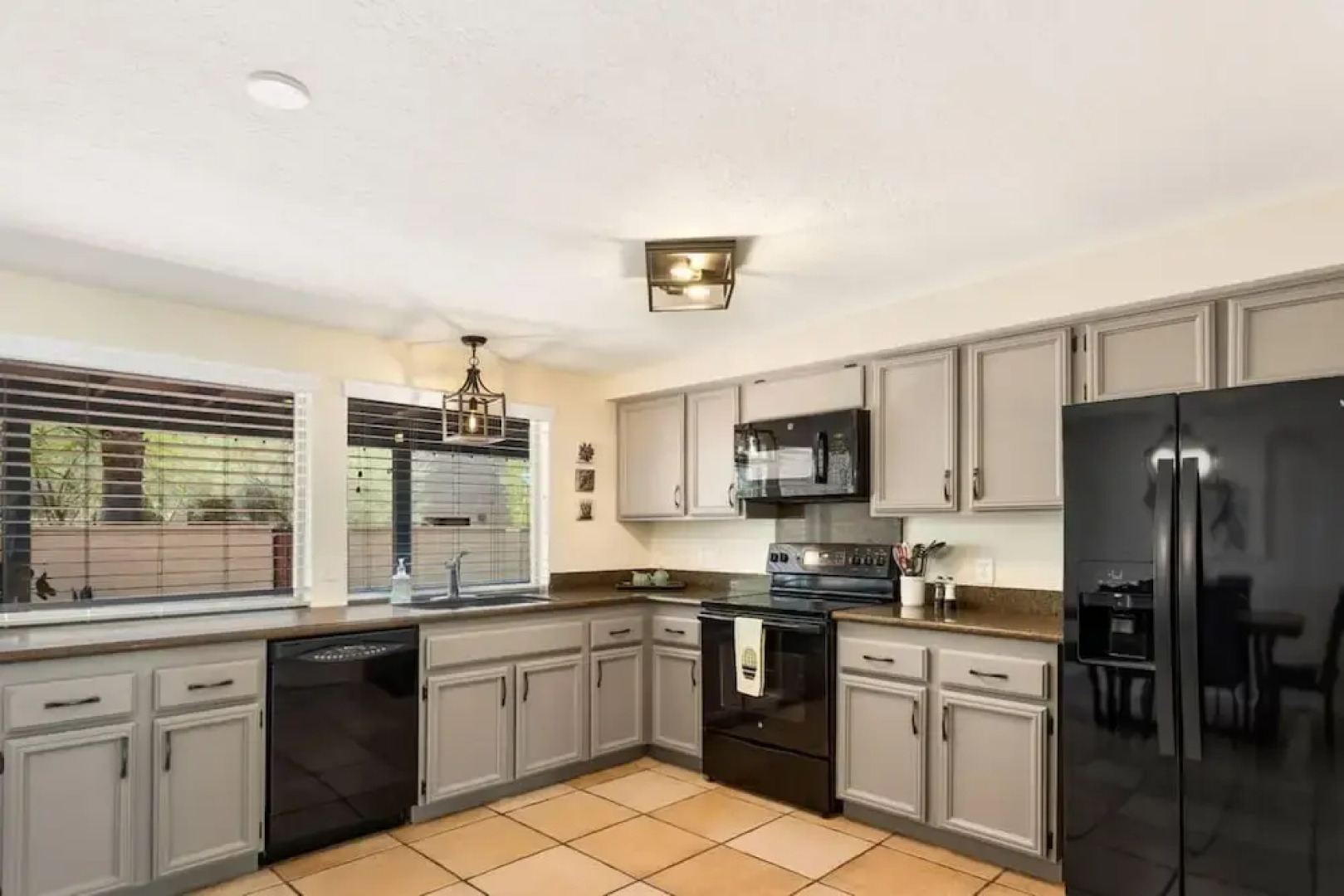 Catalina Del Oro By Casago