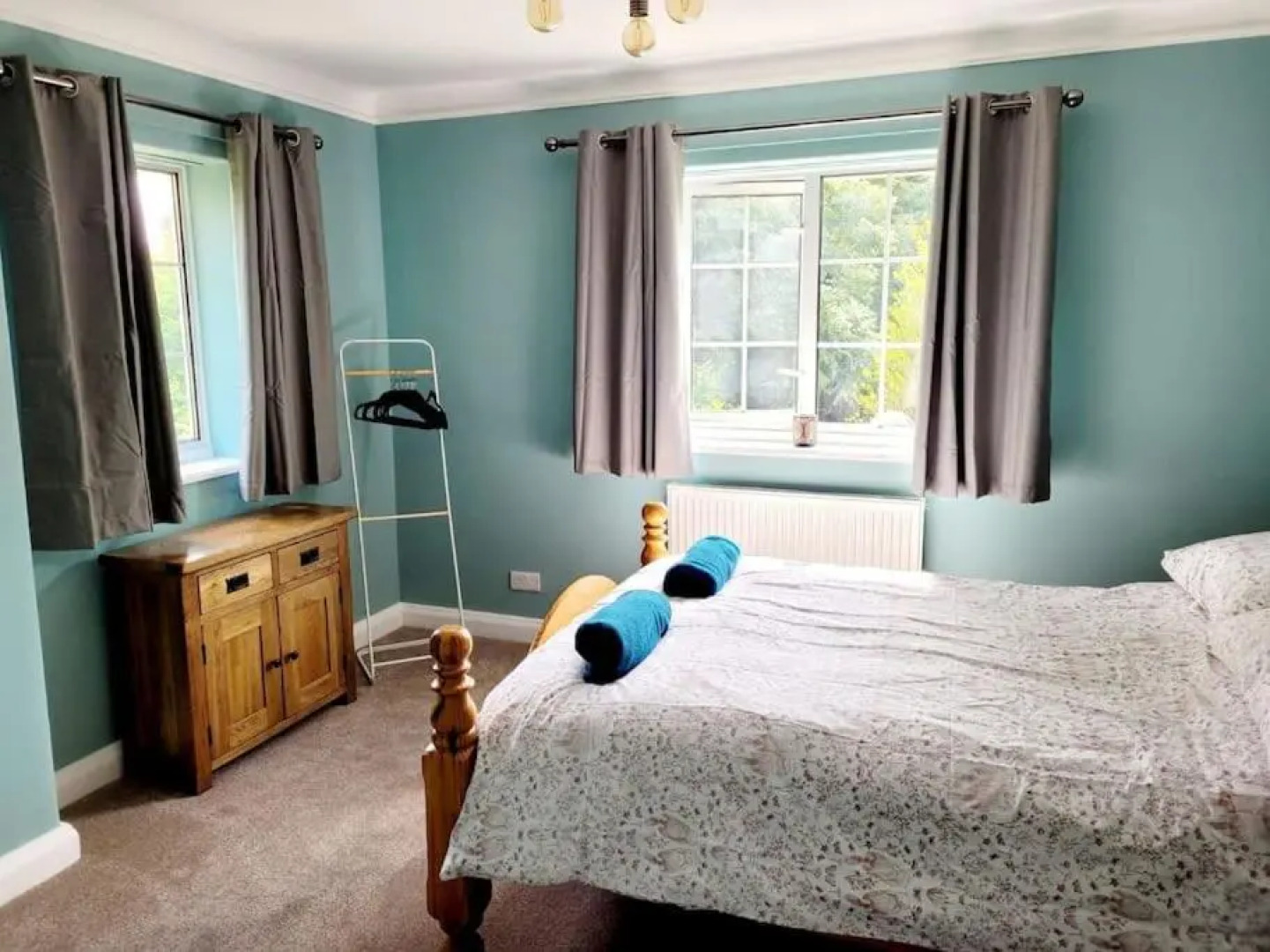 Stunning 2 bedroom cottage on the River Wensum