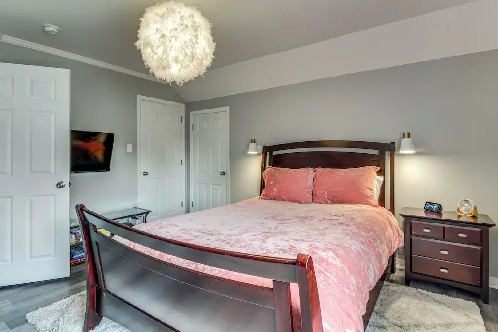 Walk to Beach, Fenced Patio: Bay St Louis Getaway!