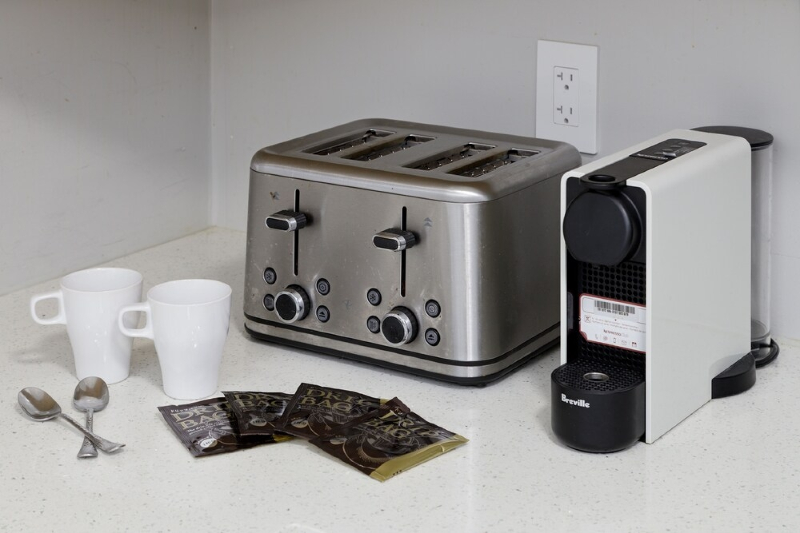 11058 - 83A Bsmnt Suite