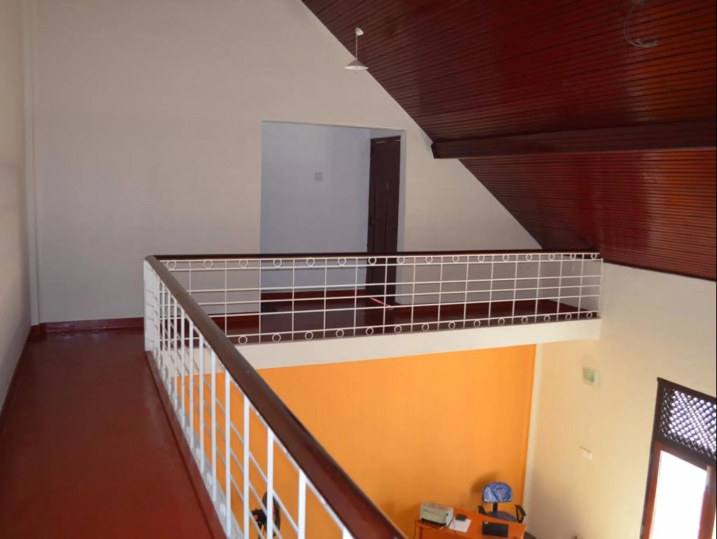 Dayanithi Guest House