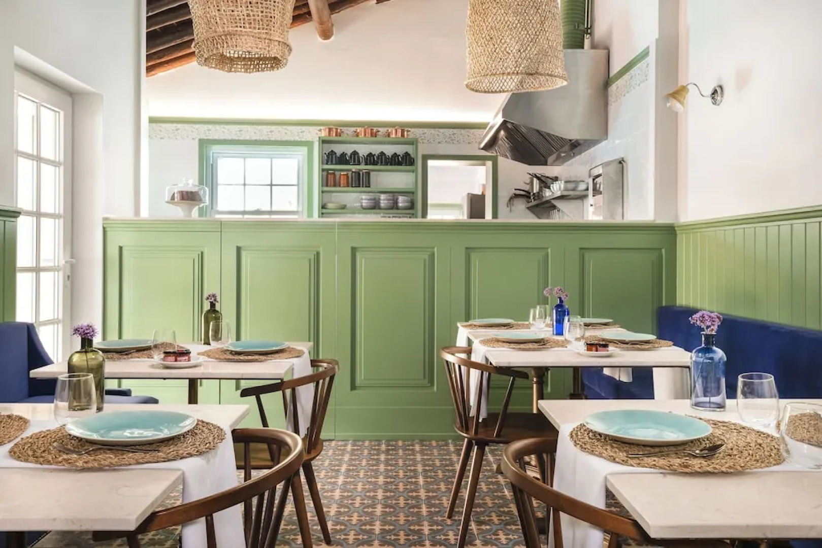 The Green House by Santiago de Alfama