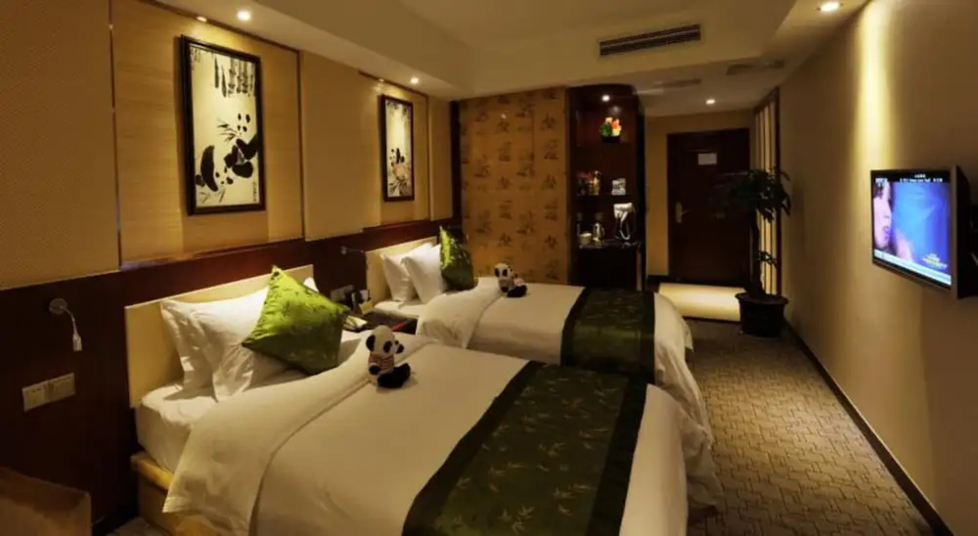 Panda Prince Hotel Suining Branch