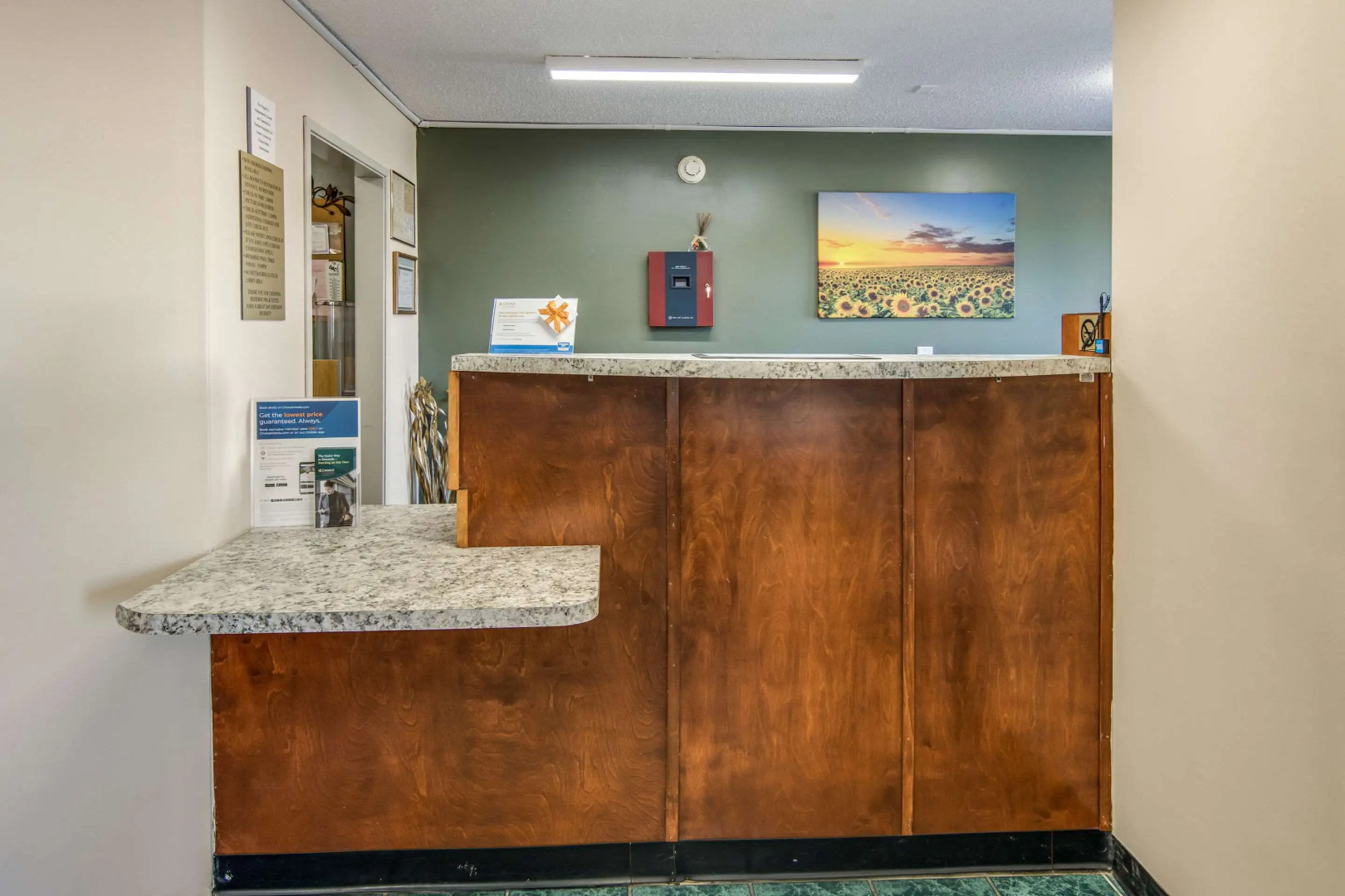 Rodeway Inn & Suites