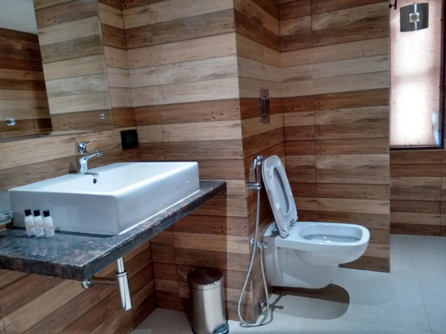 Jewel Of The East Hotel