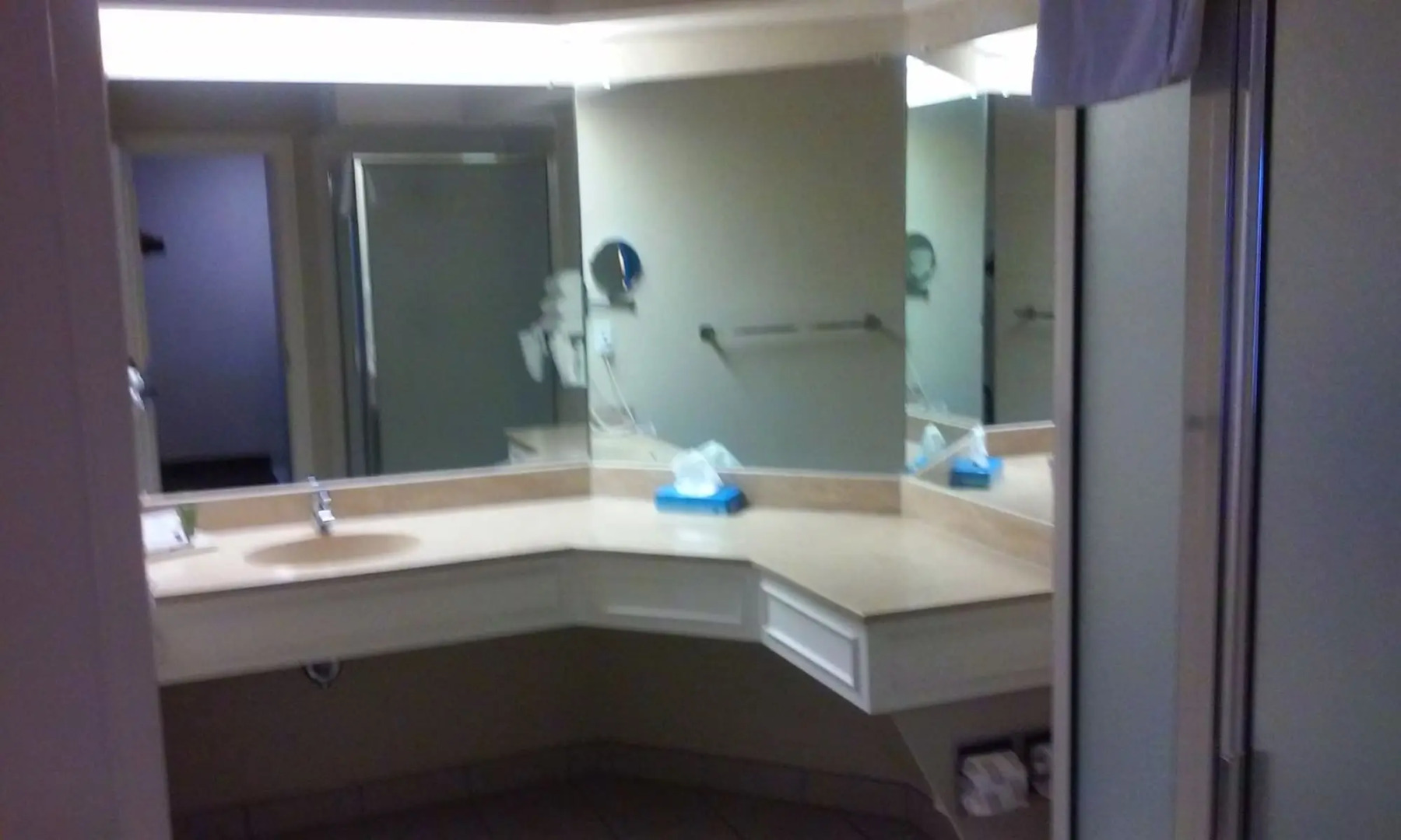 Imperial Swan Hotel & Suites