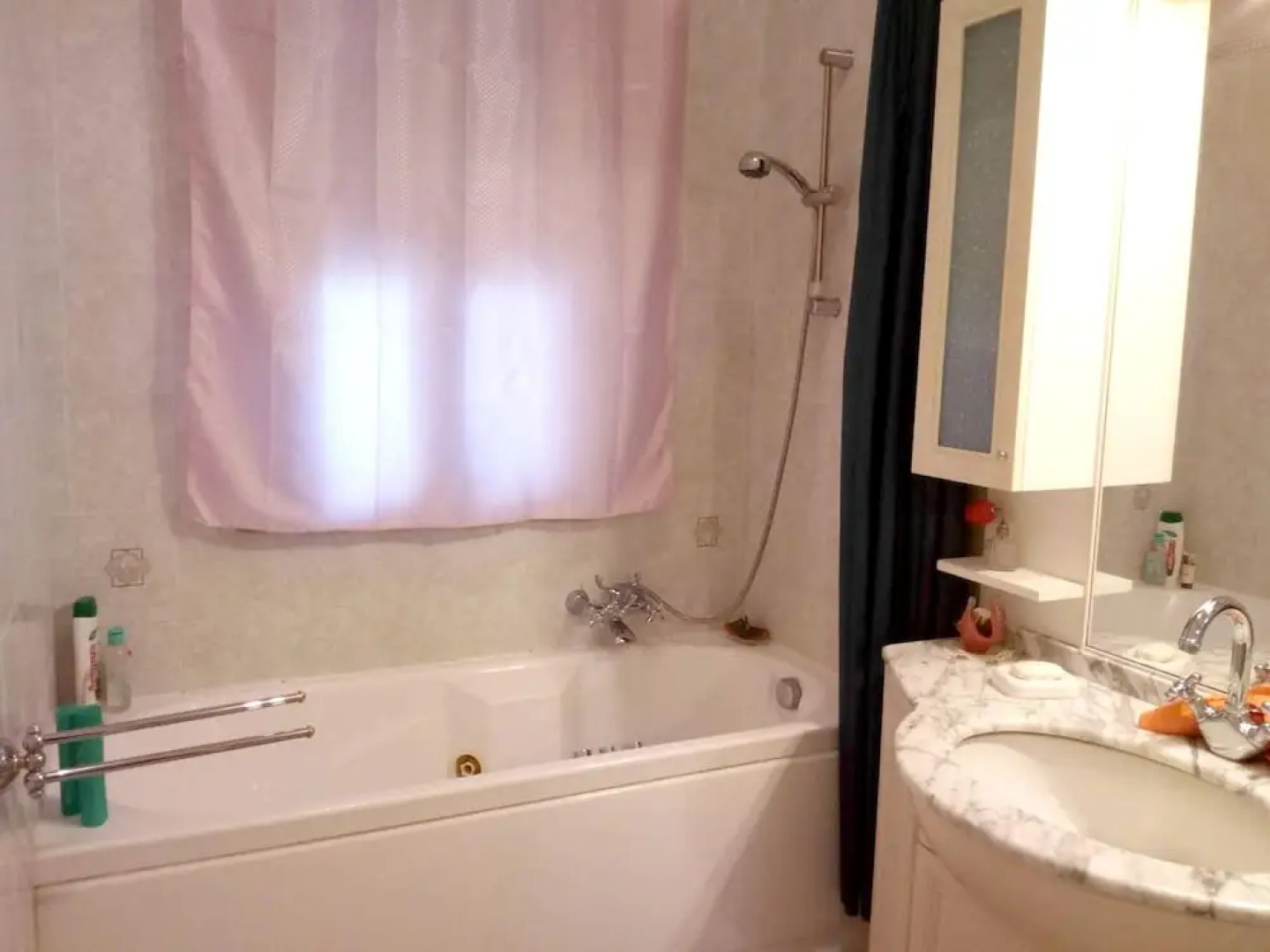 Apartment With 2 Bedrooms in Cascina, With Enclosed Garden and Wifi Near the Beach