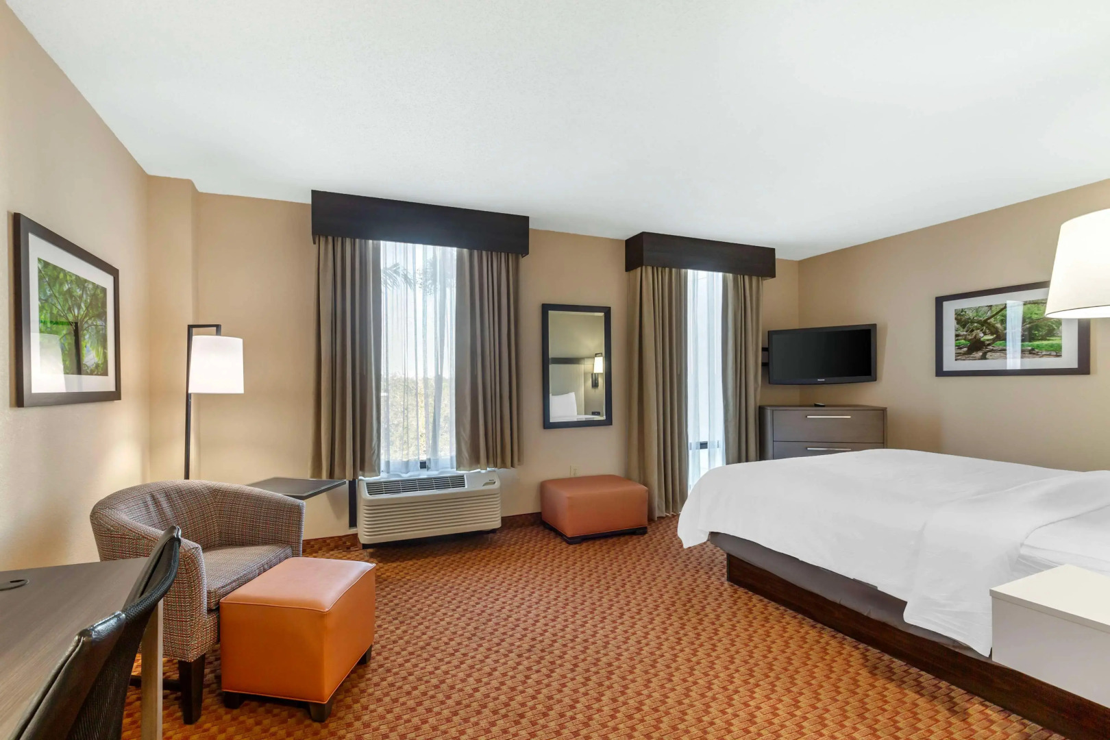 Best Western Plus Kendall Hotel & Suites