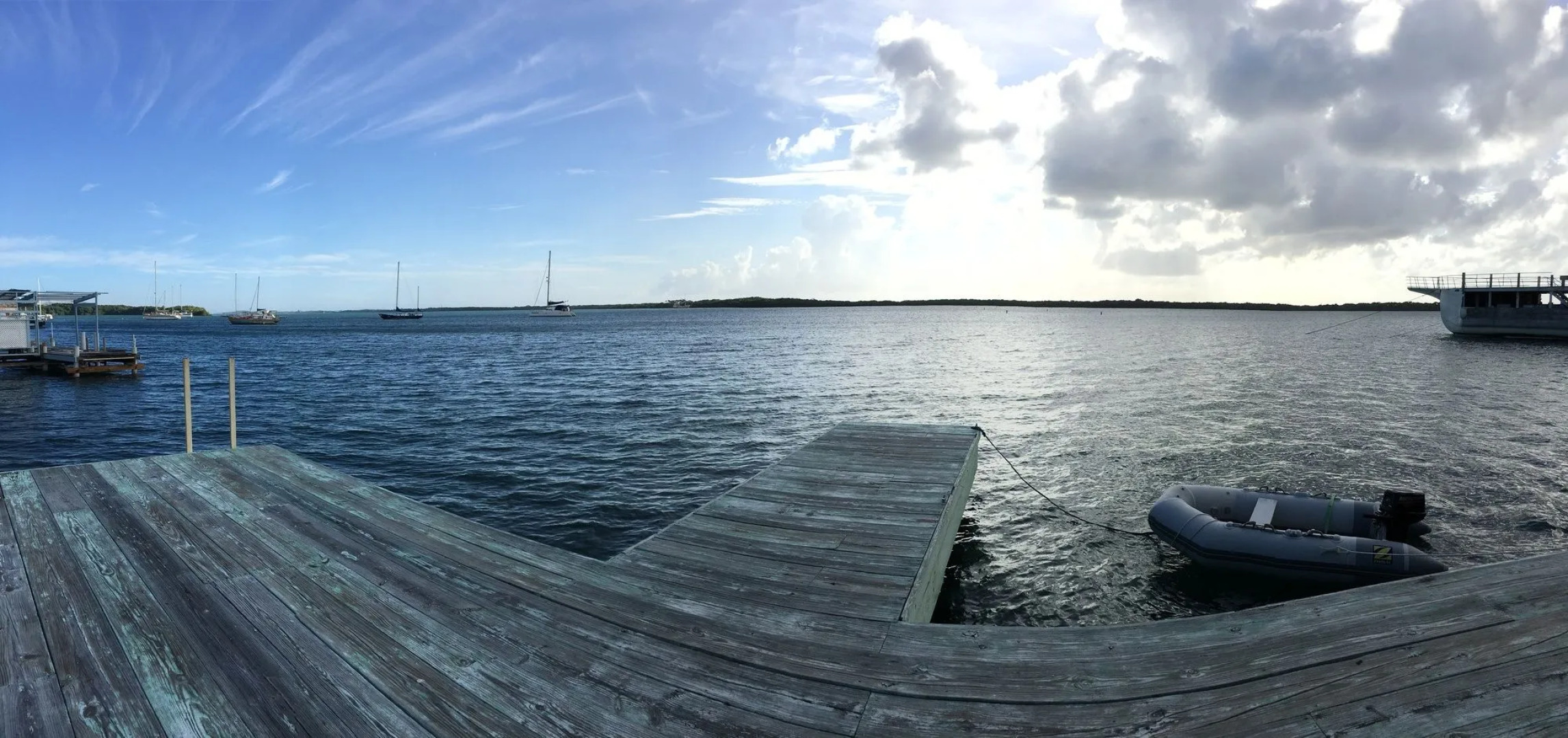 Vistalmar Ocean Suites