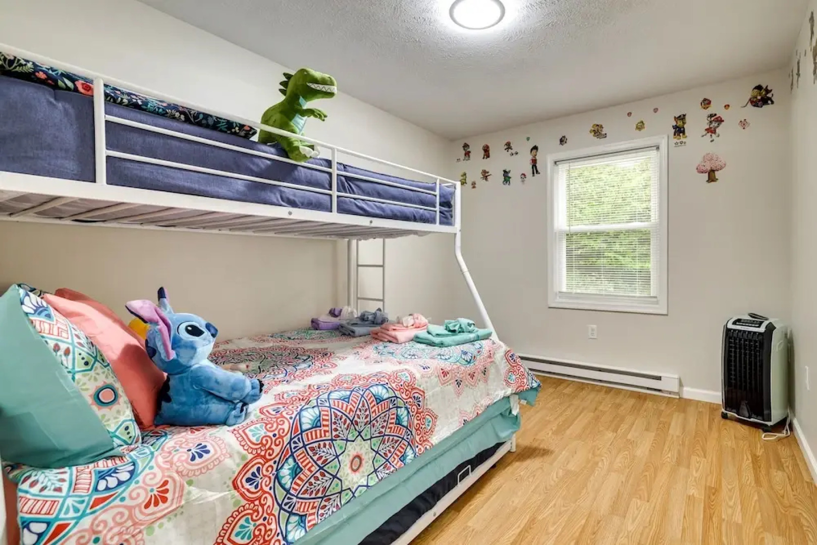 Hot Tub & Game Room: Tobyhanna Vacation Home!