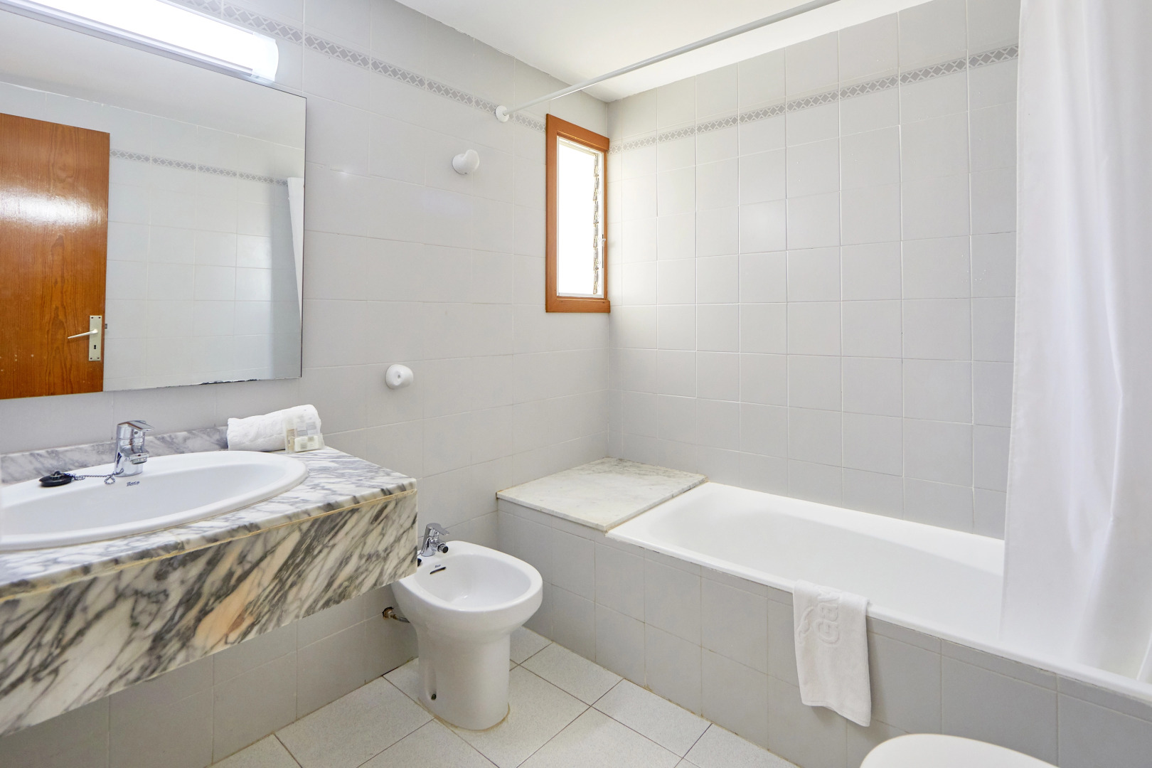 Gavimar Ariel Chico Hotel and Apartments