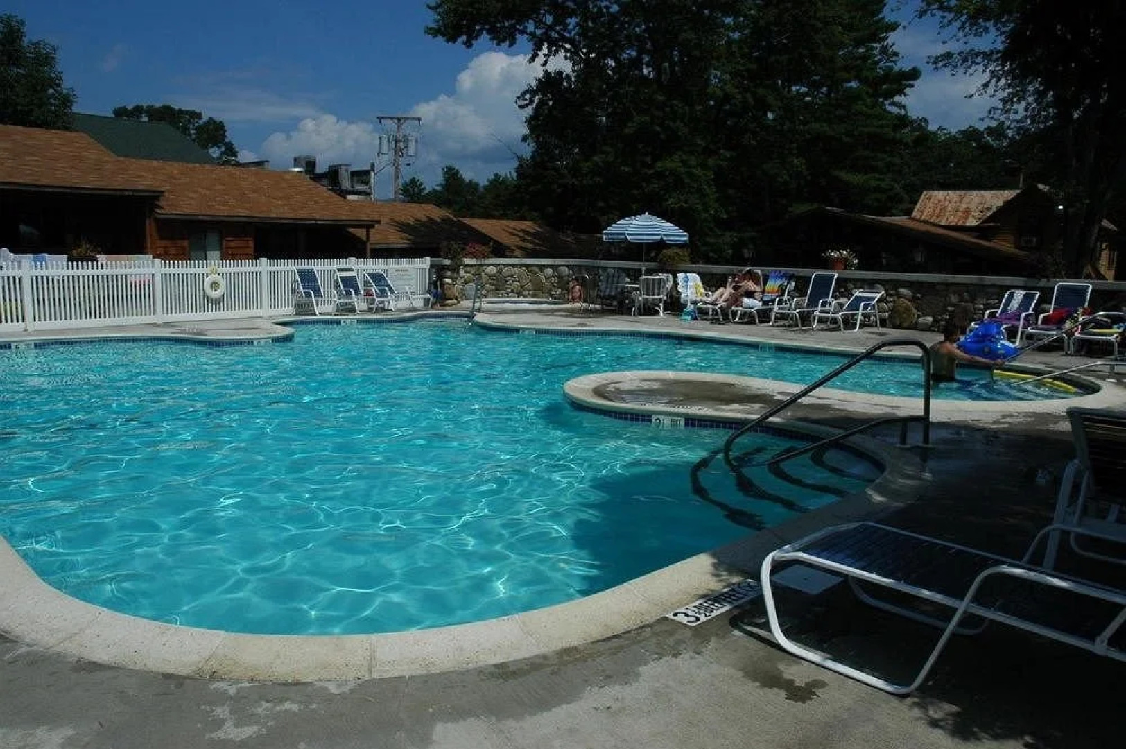 Depe Dene Lakeside Resort