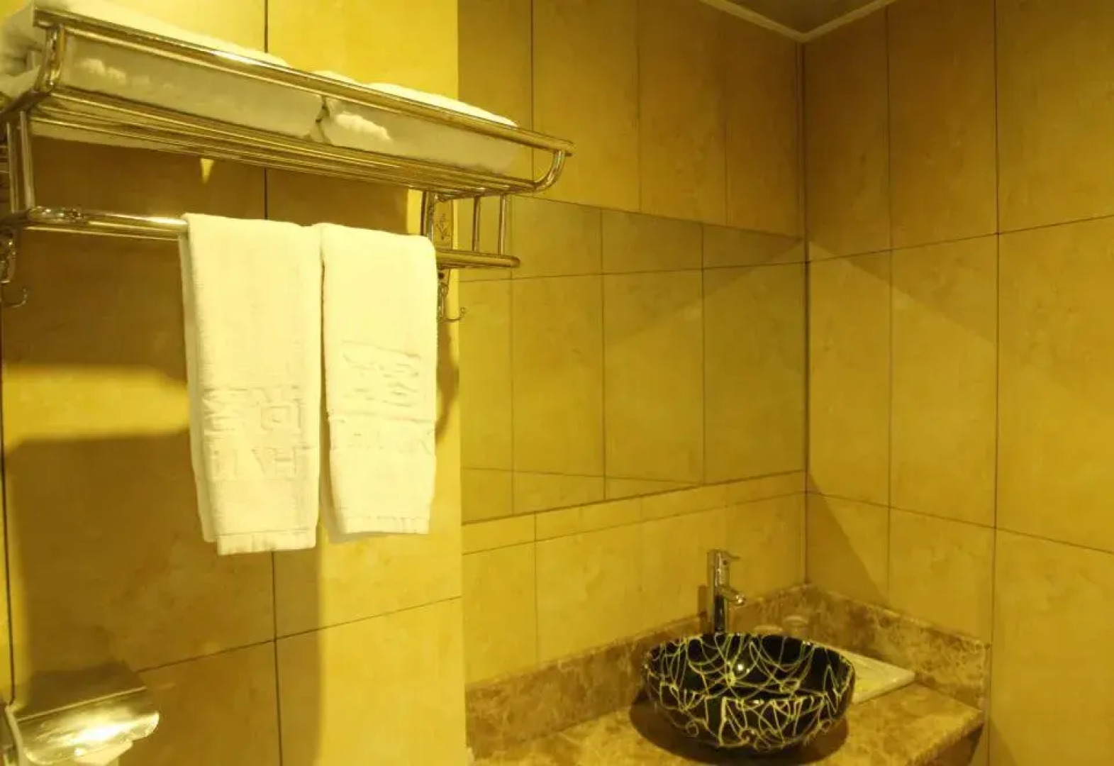 Baihe Hotel (Yangxi West Lake Branch)