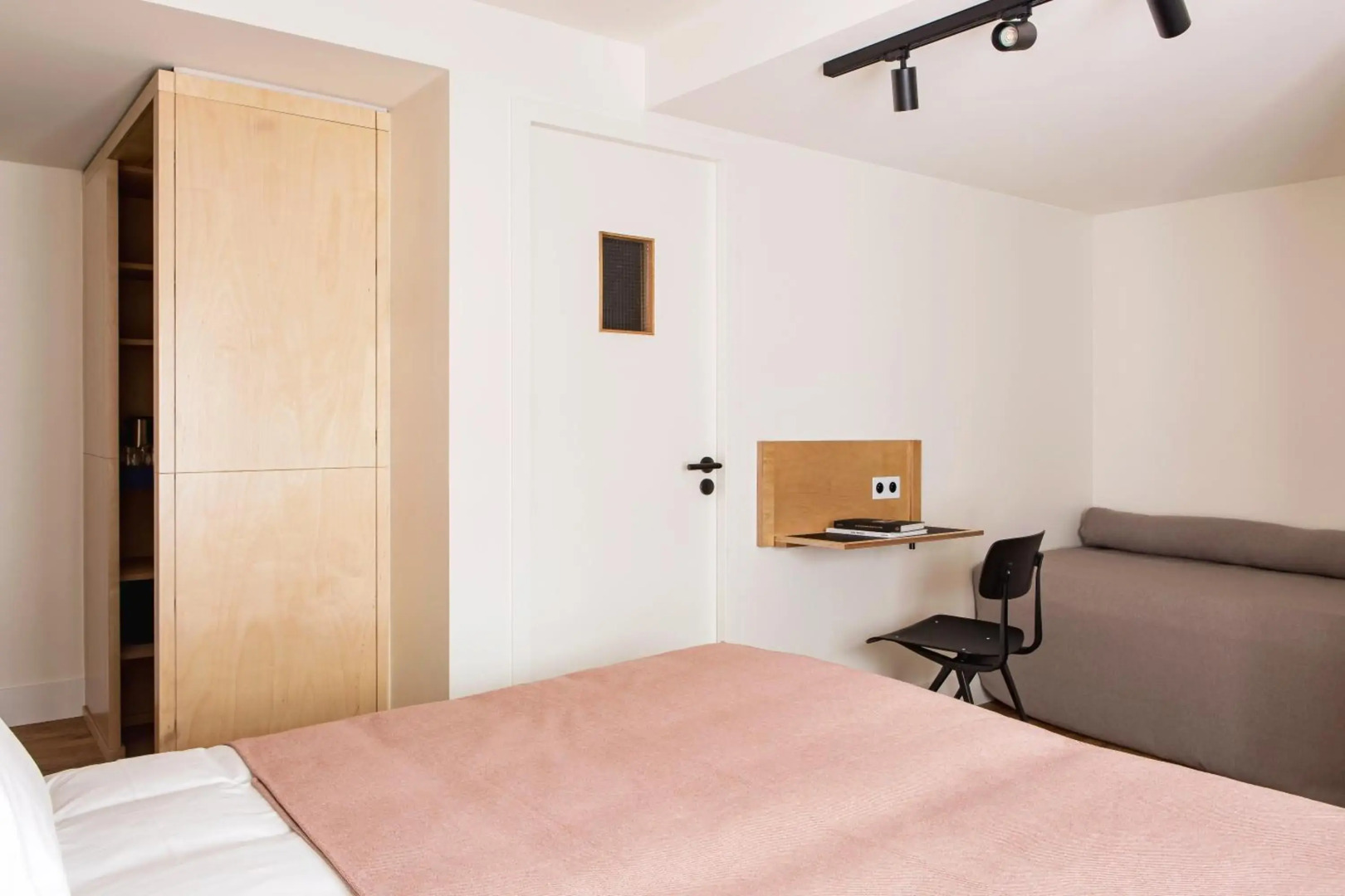 Отель Residhome Paris Opéra