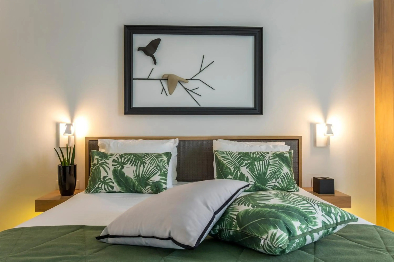 Kalamaki Luxury Suites