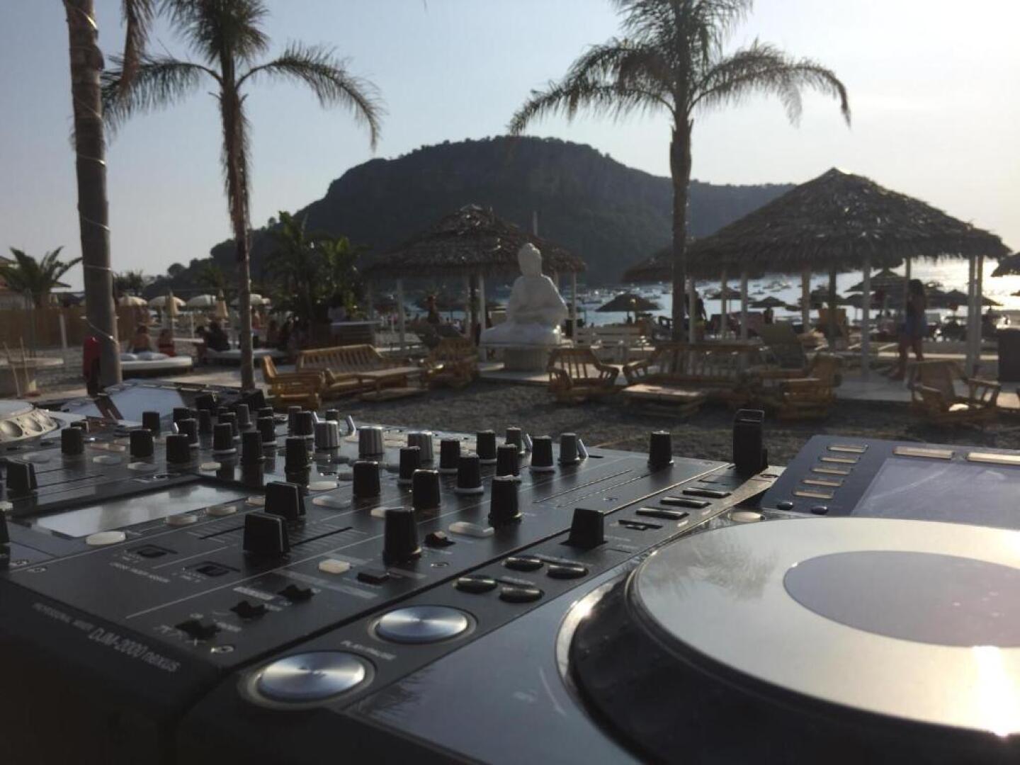 Buddha House & SPIAGGIA