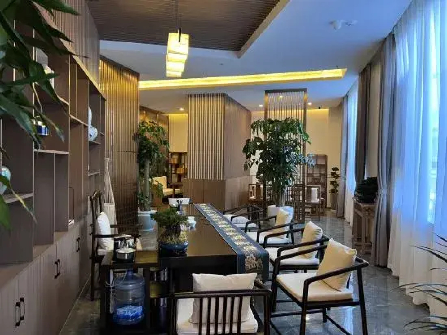 Nujiang Gongshan · Linqi Guyin | Elegant · Modern Minimalism Design Hotel