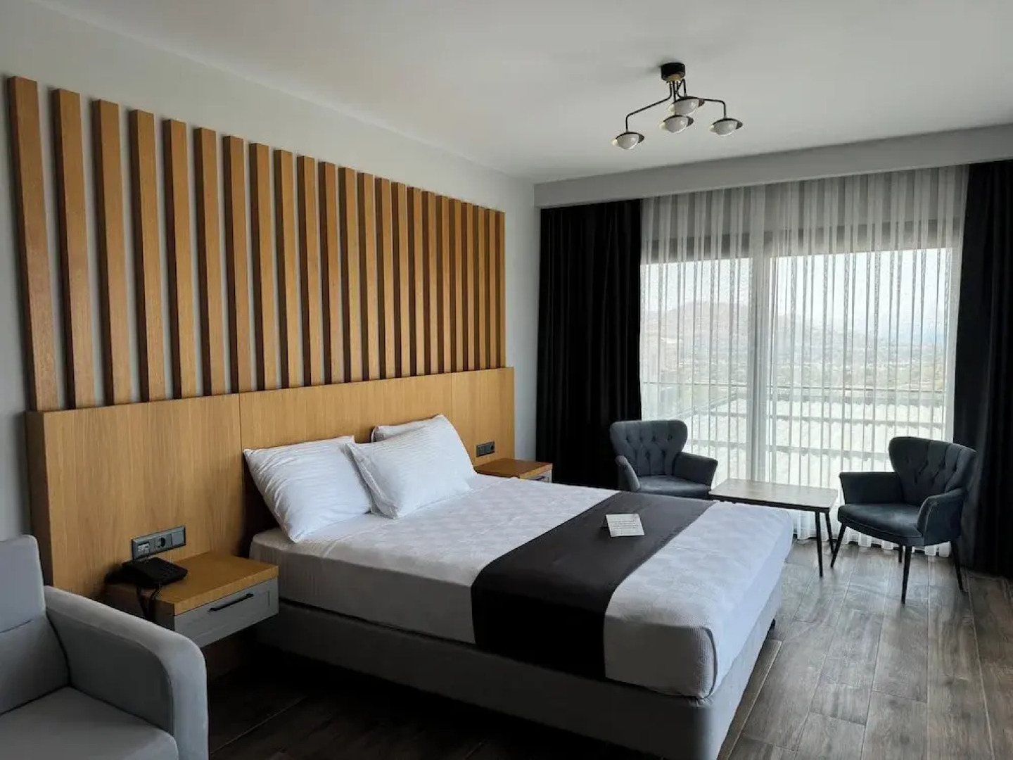 The Rest Port Argento