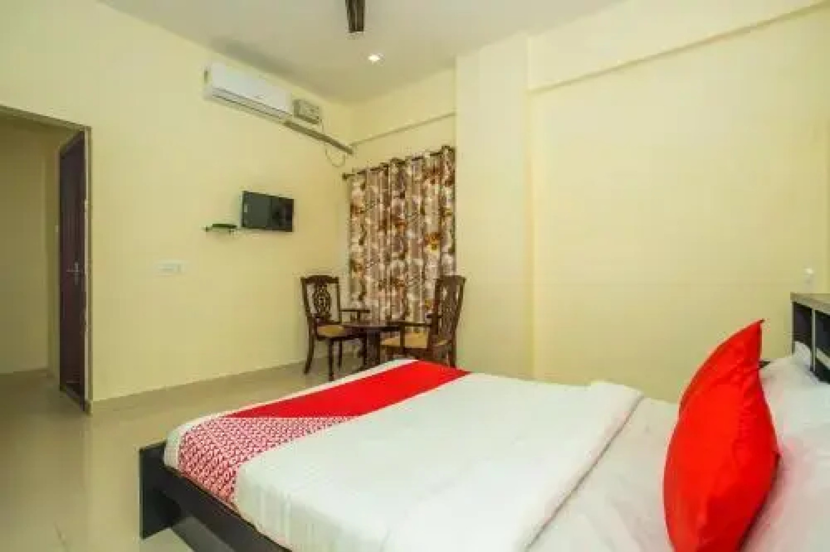 Midway Mysore By OYO Rooms