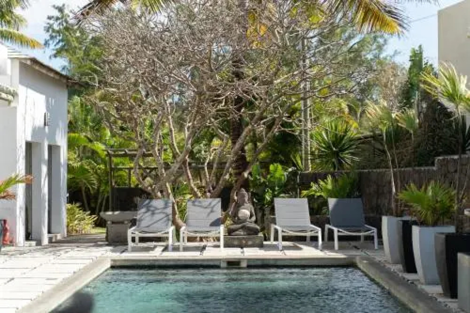 Koki Bonheur Beachfront Villa By StayMauritius