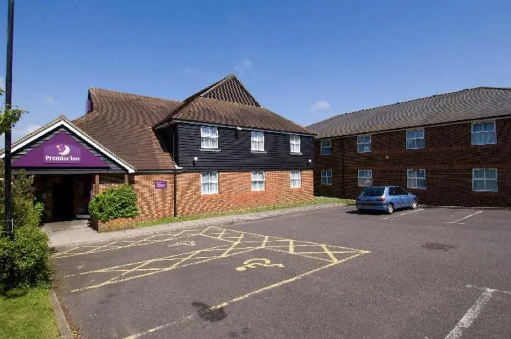 Premier Inn Ashford North