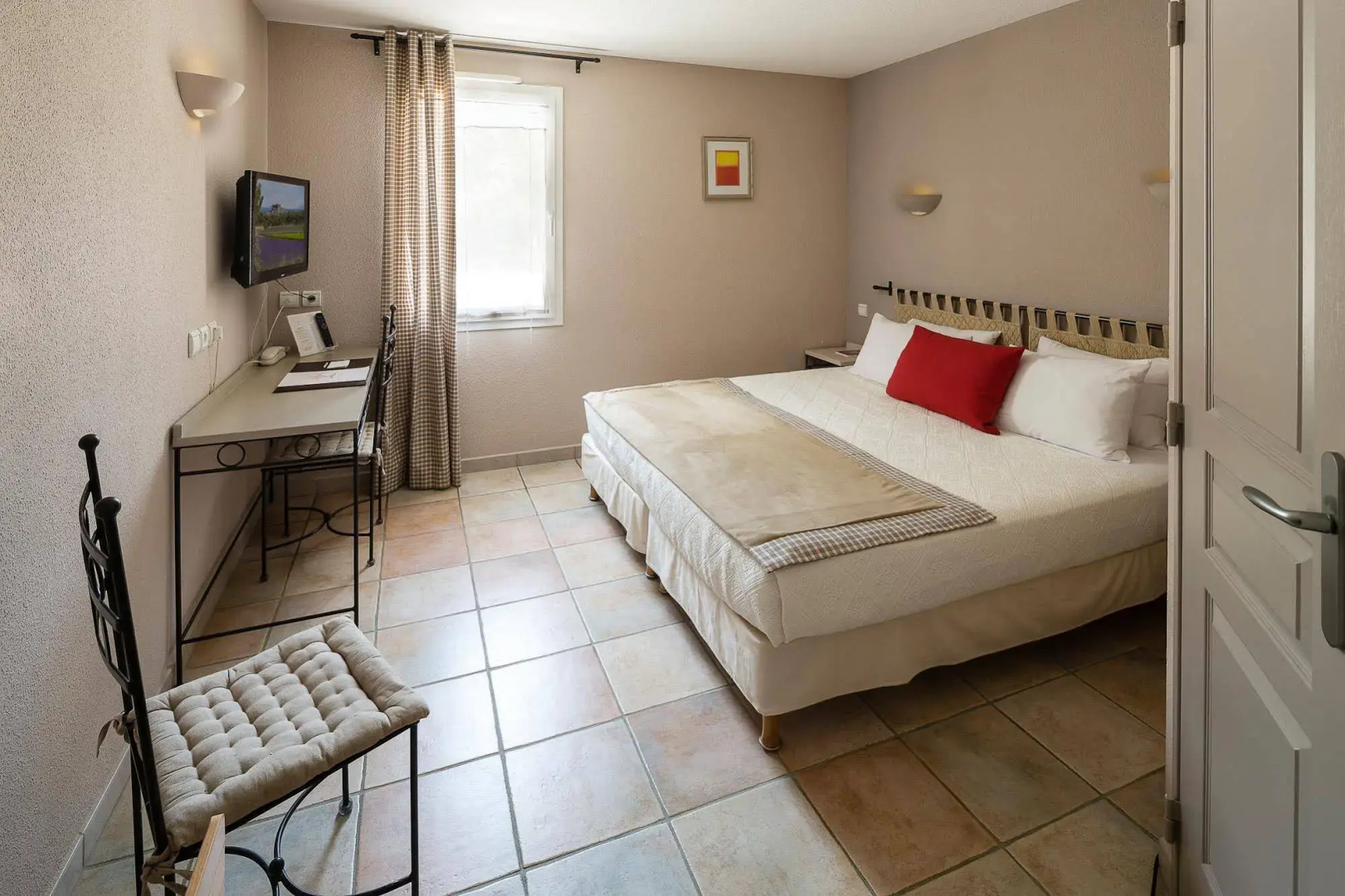 Logis Hôtel La Bastide de Grignan & Restaurant La Chênaie