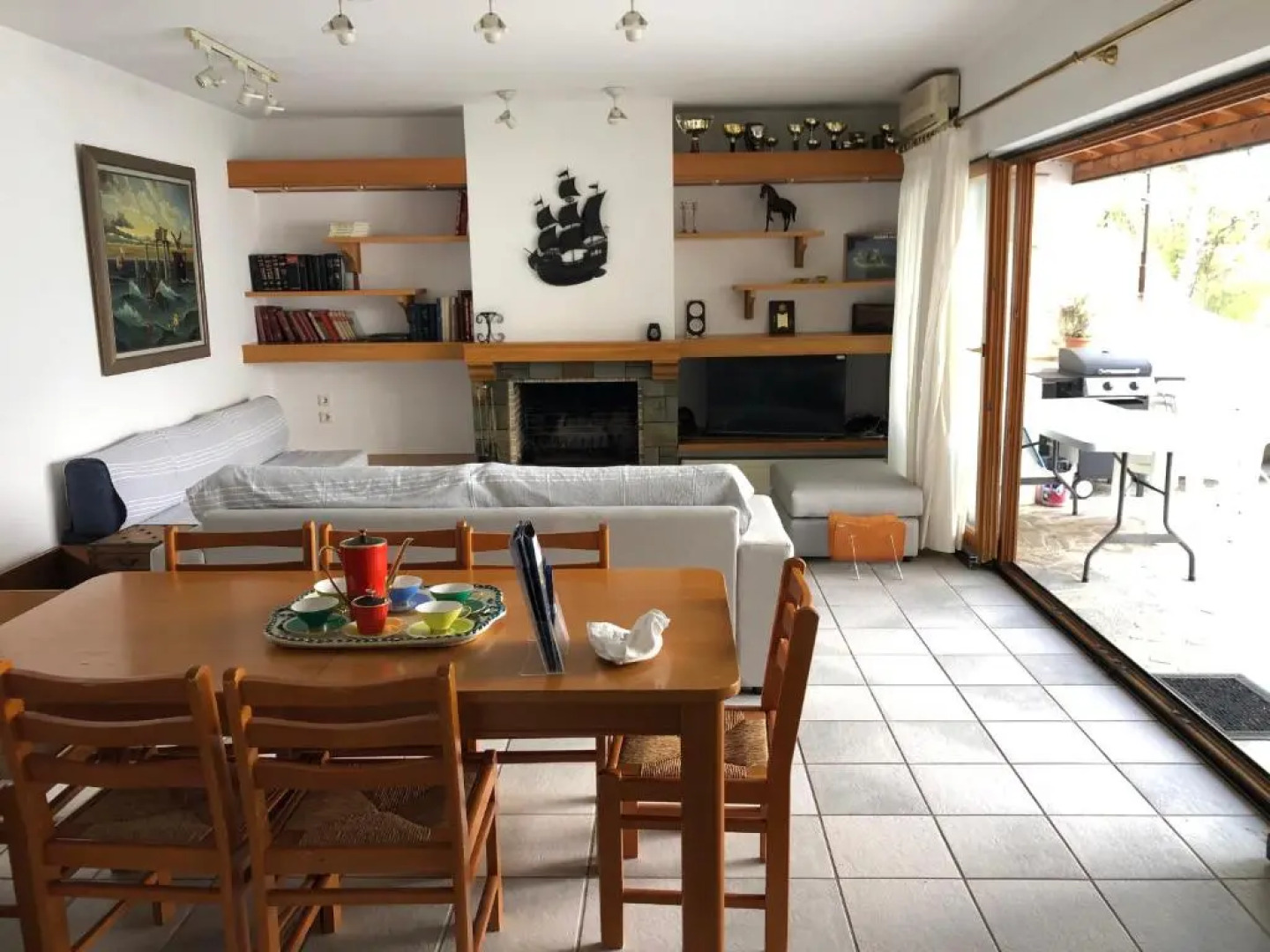 Sea-side 3 BEDROOM- BEACH HOUSE