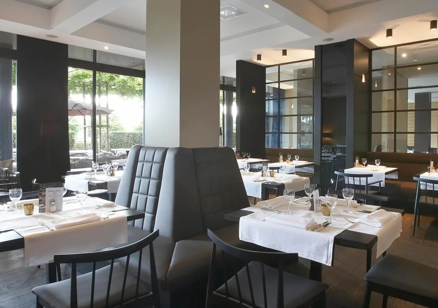 Flanders Lodge Hotel