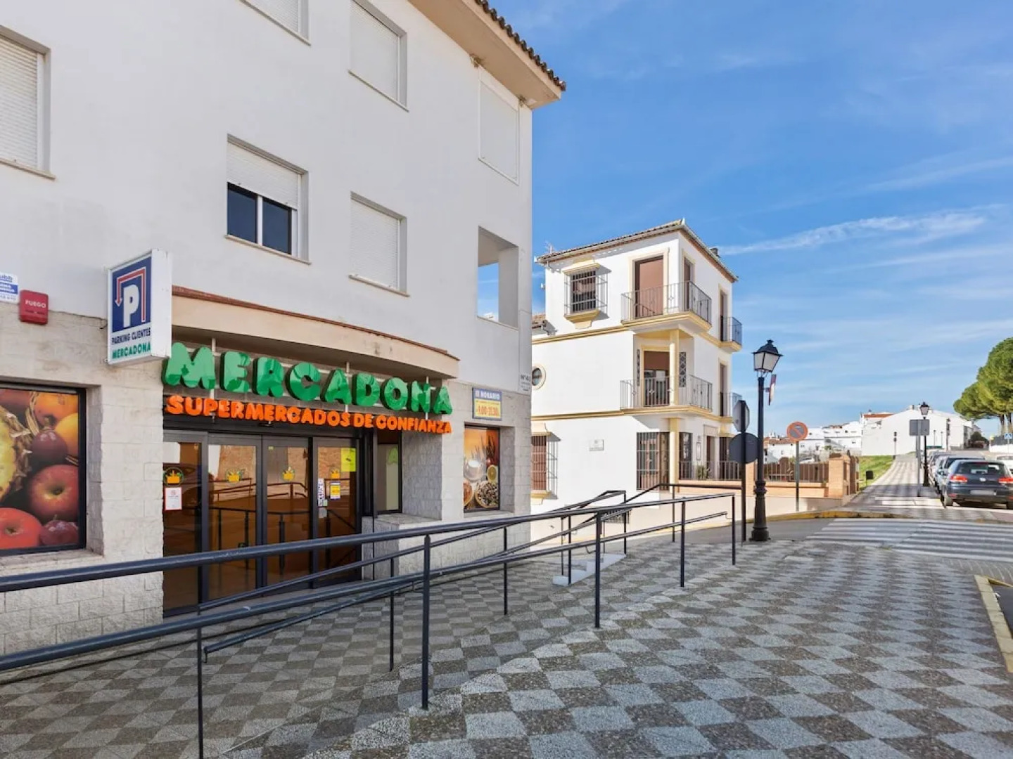 Elegant Holiday Home in Olvera With Terrace