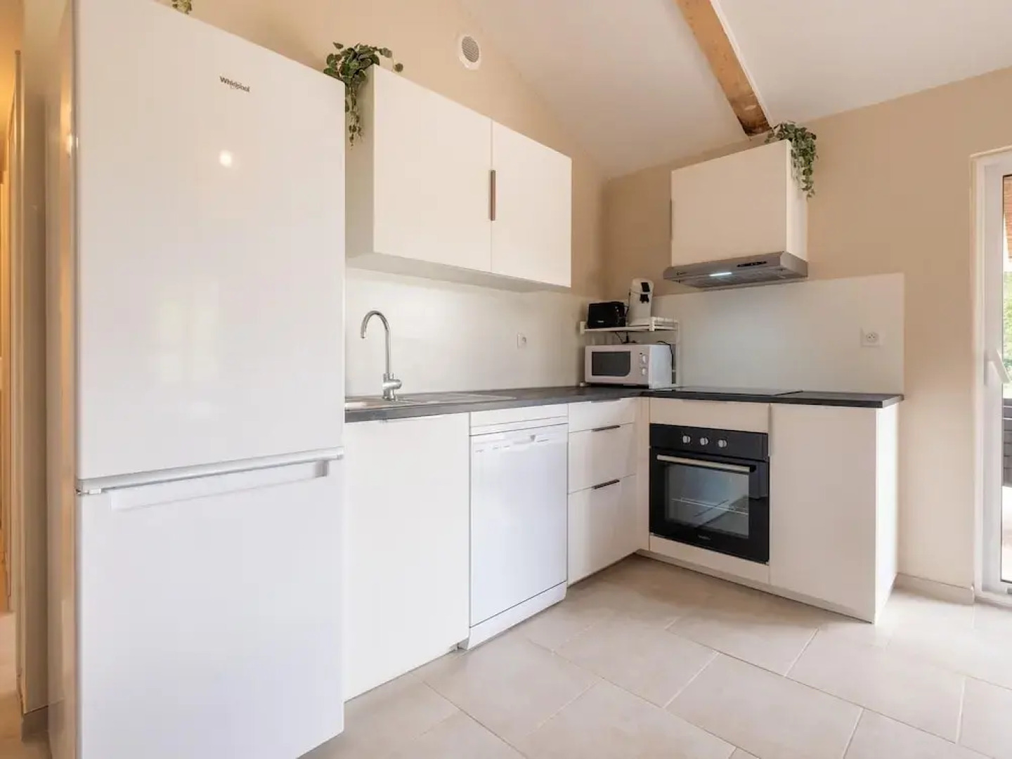 Charming Holiday Home With Private Pool